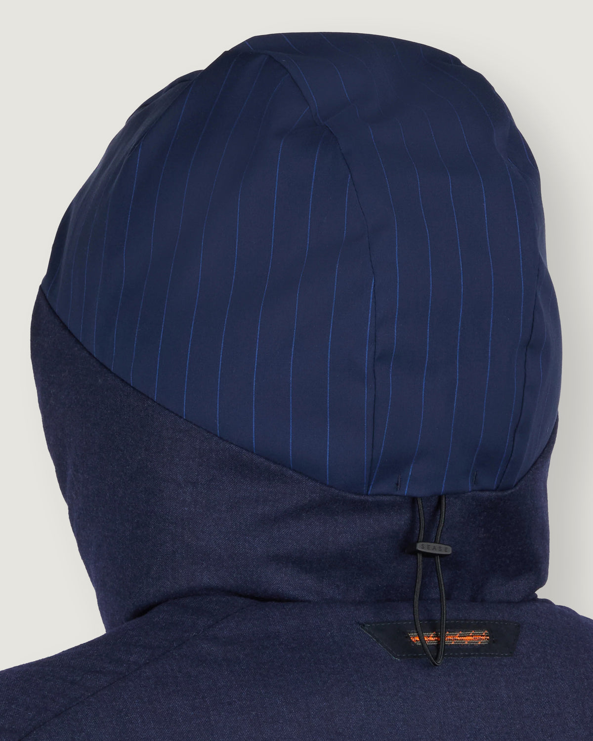 0/2/3/b/023b87d09a899cb21a4d8f2aaa7252aadd8cd31d_Parka_blauw_detail2.jpg