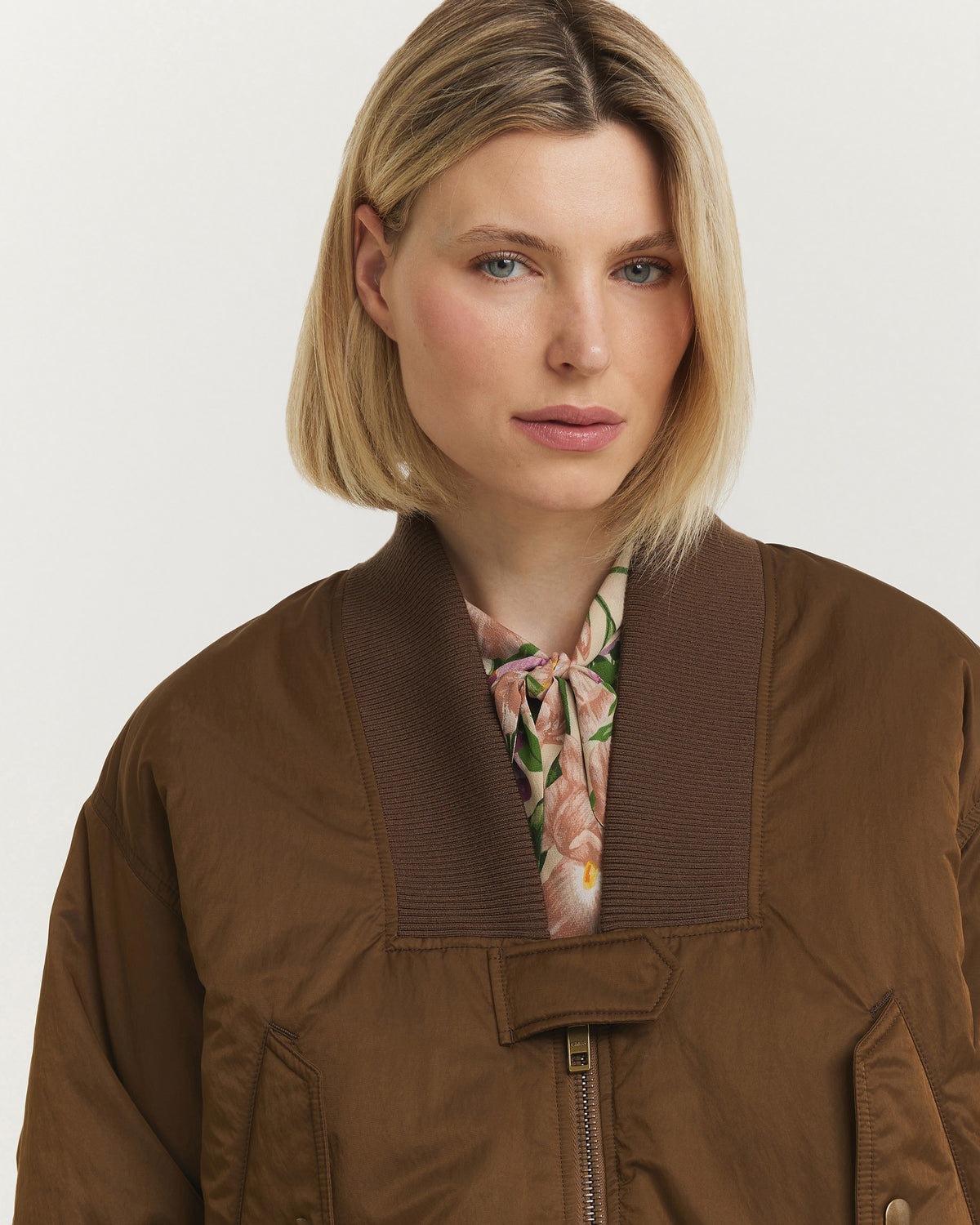 Bomber Jacket - Bruin