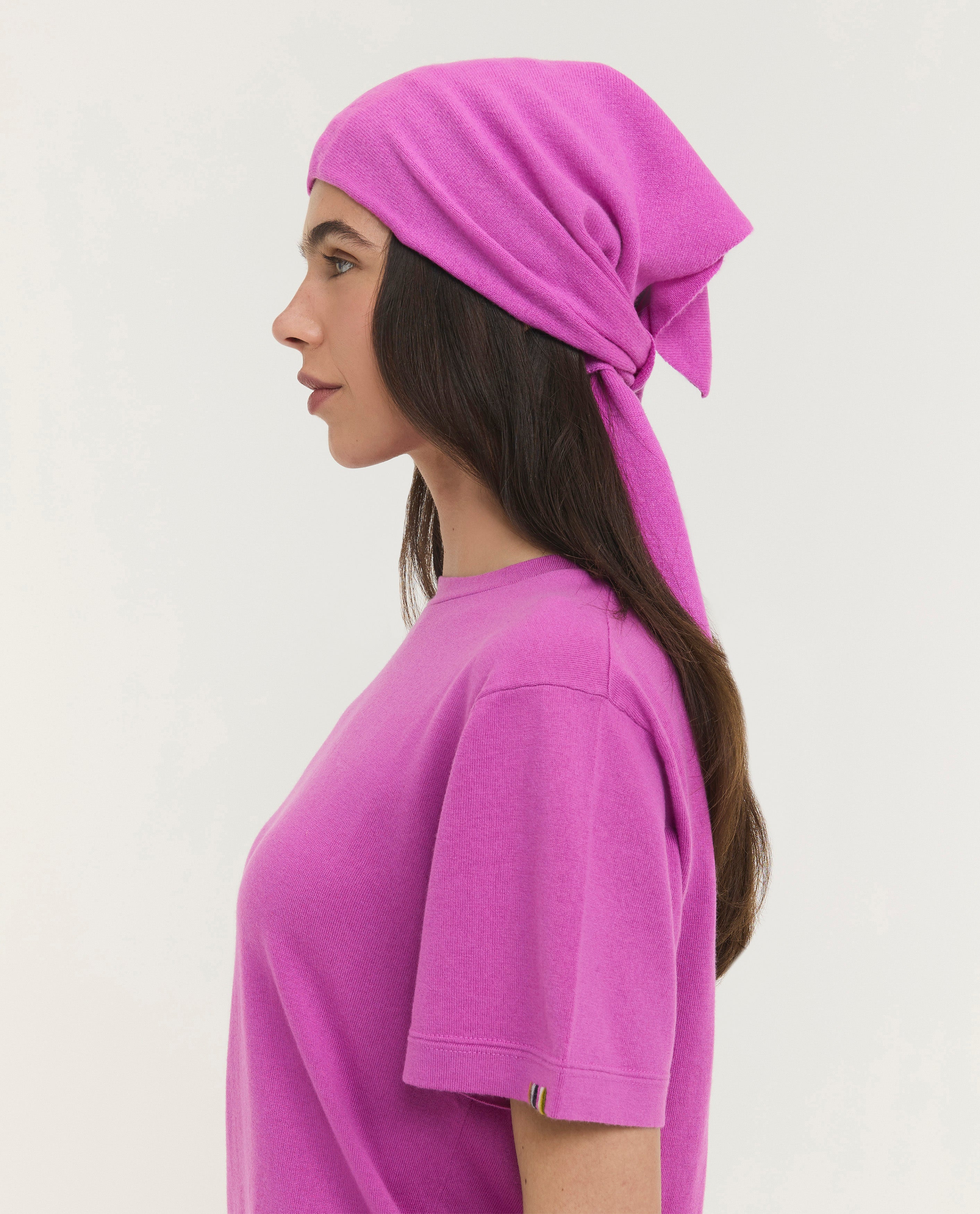 0/f/b/1/0fb1086070bb0cf88a07d878445711e30f39d613_bandana.jpg