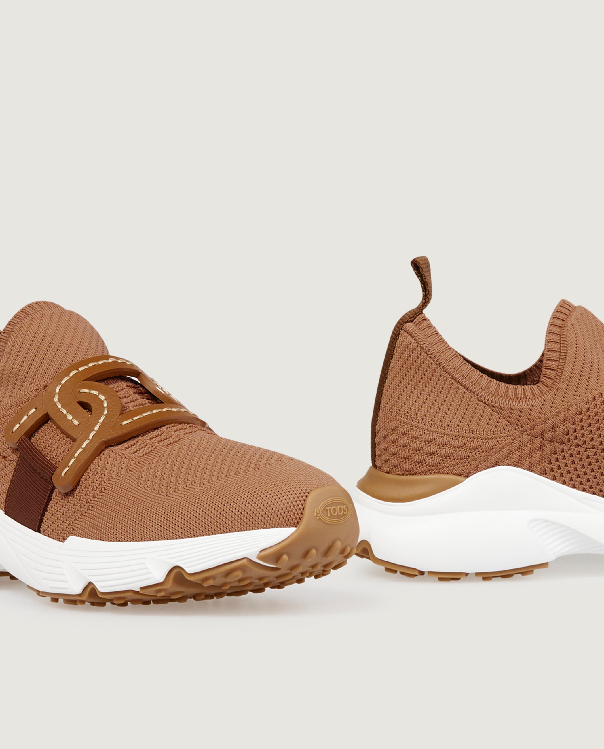 Kate Slip-On Sneakers - Bruin