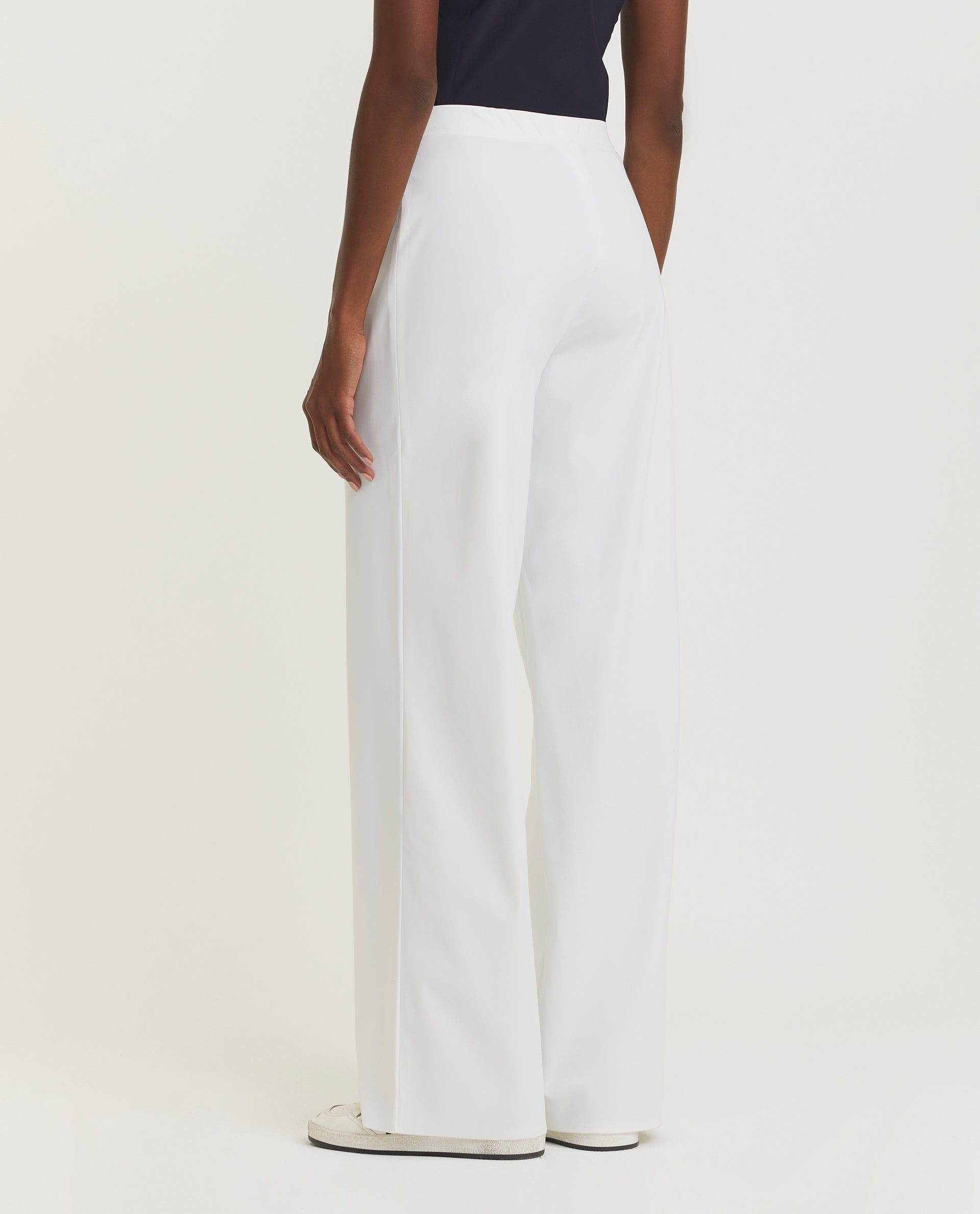 Wide leg trousers