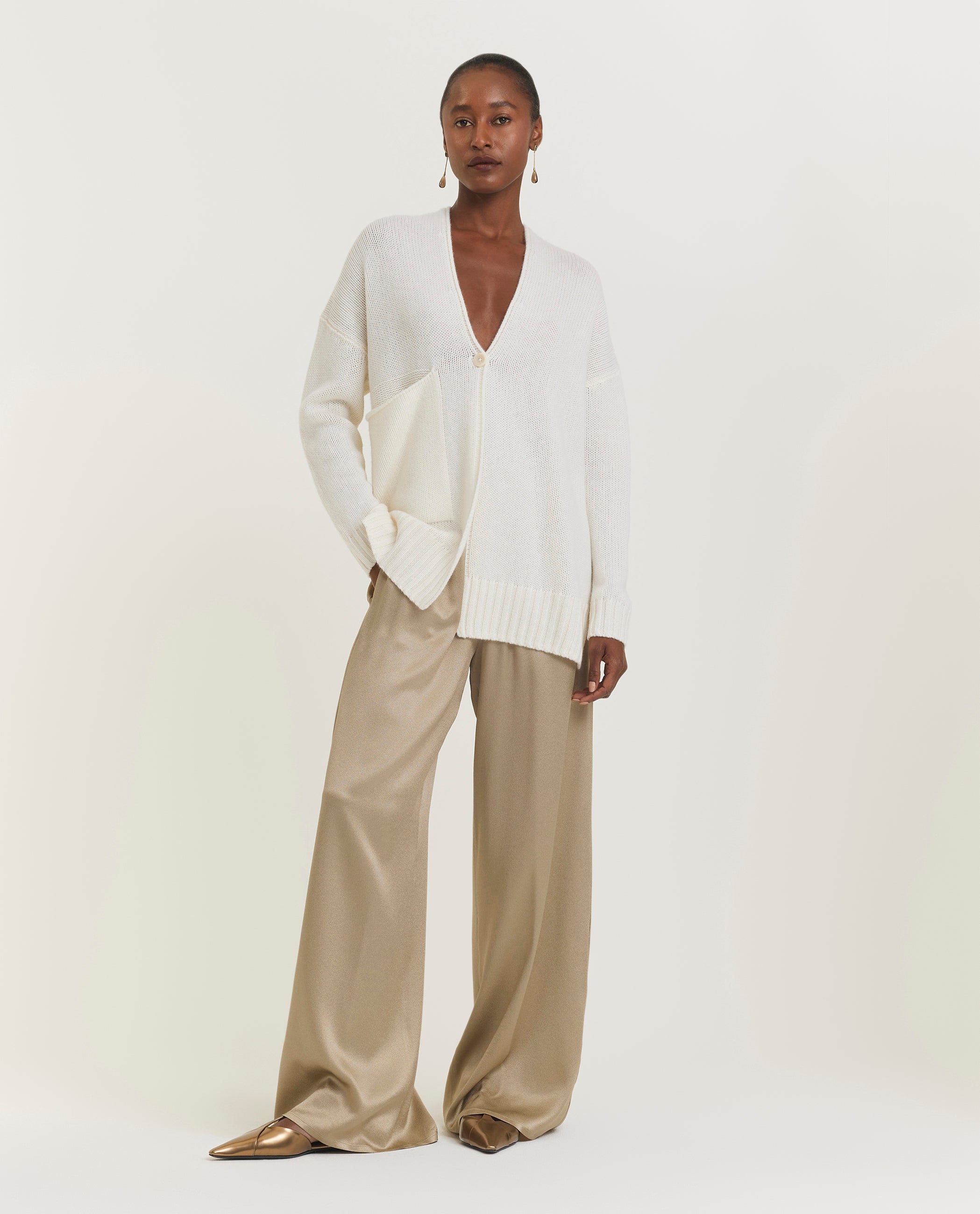 Wide leg trousers