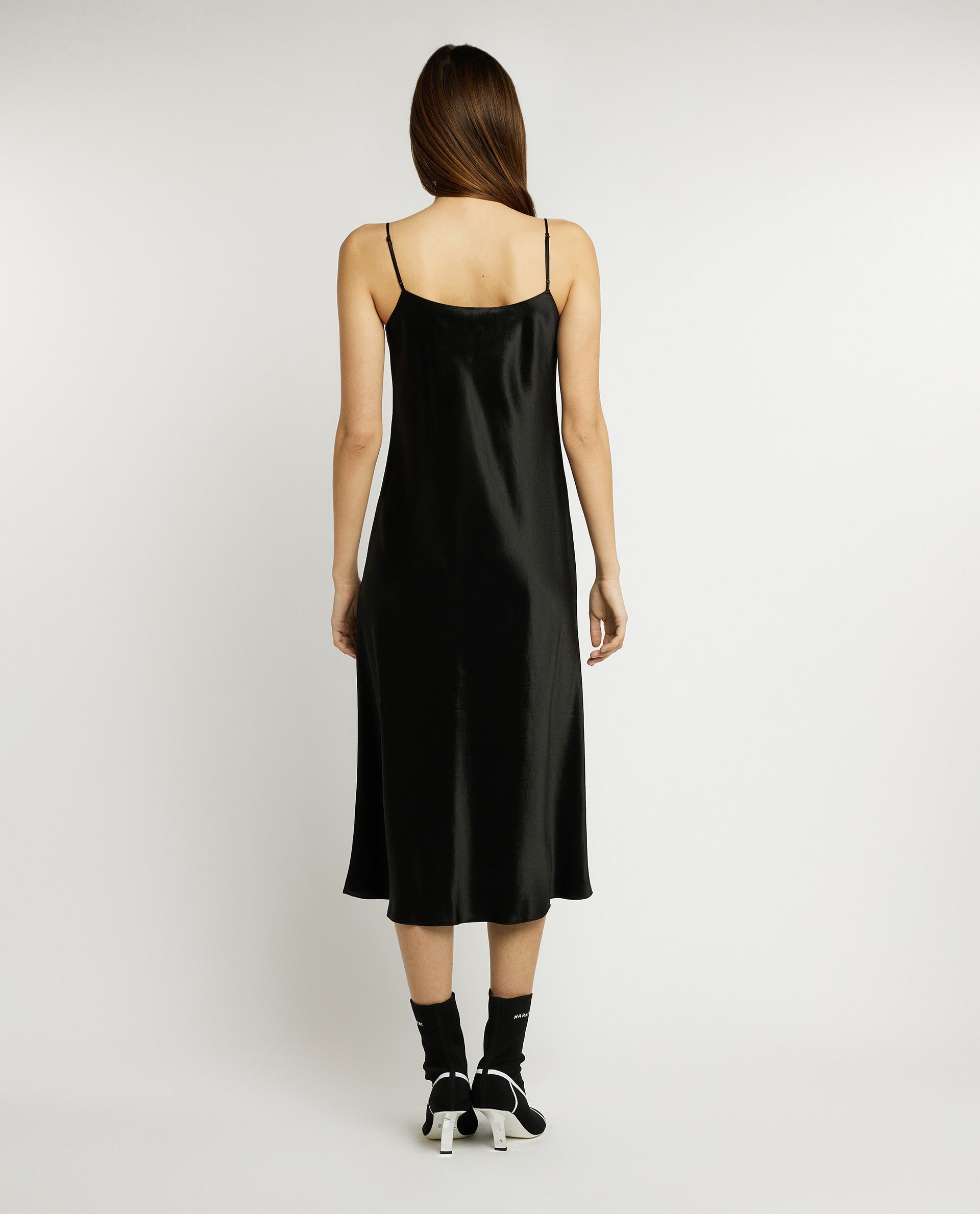 Satijnen midi jurk - Zwart