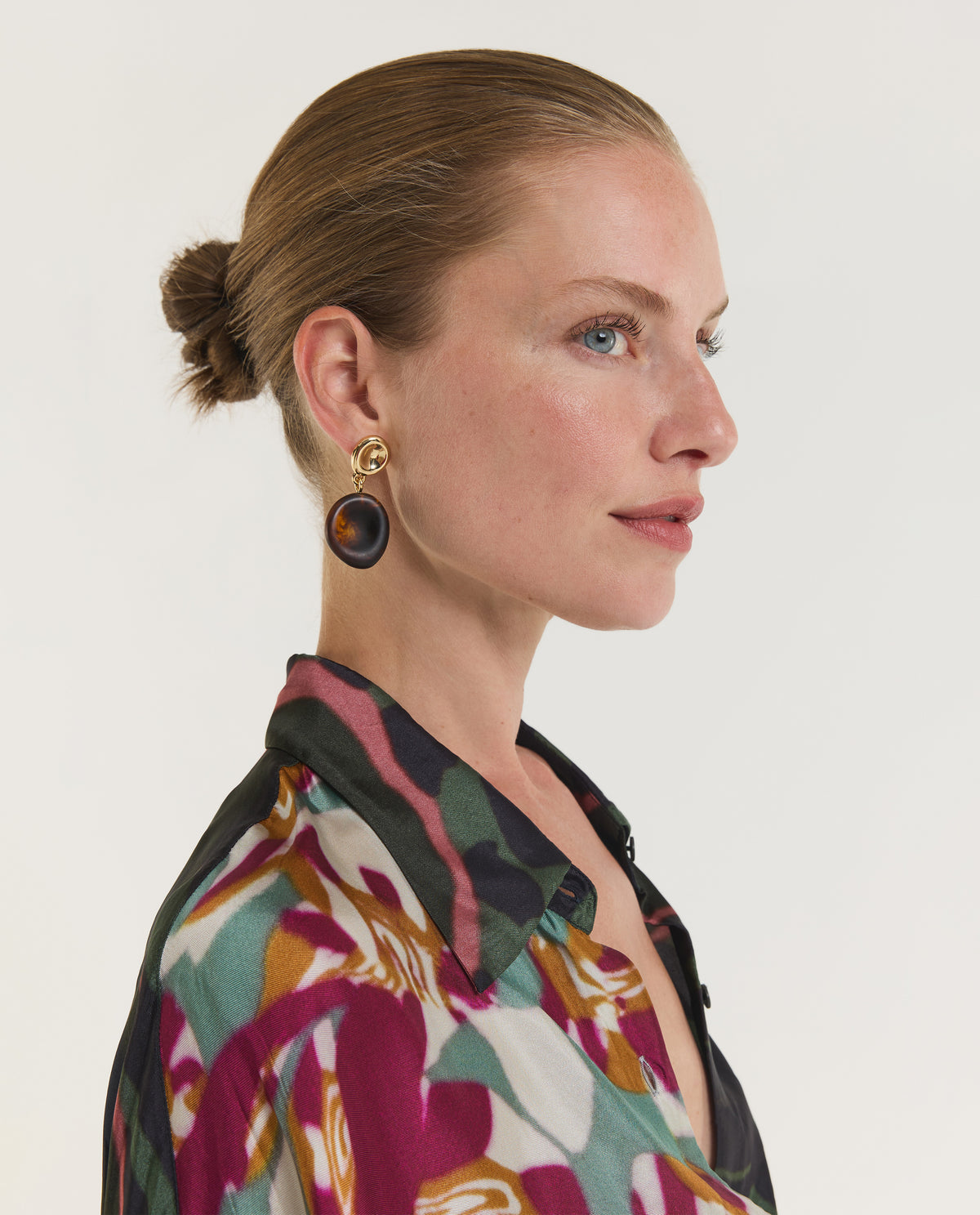 3/b/9/d/3b9dbb4dd27a9c35dcbd7674ca9692d9e91e3f99_Joseph_earings.jpg