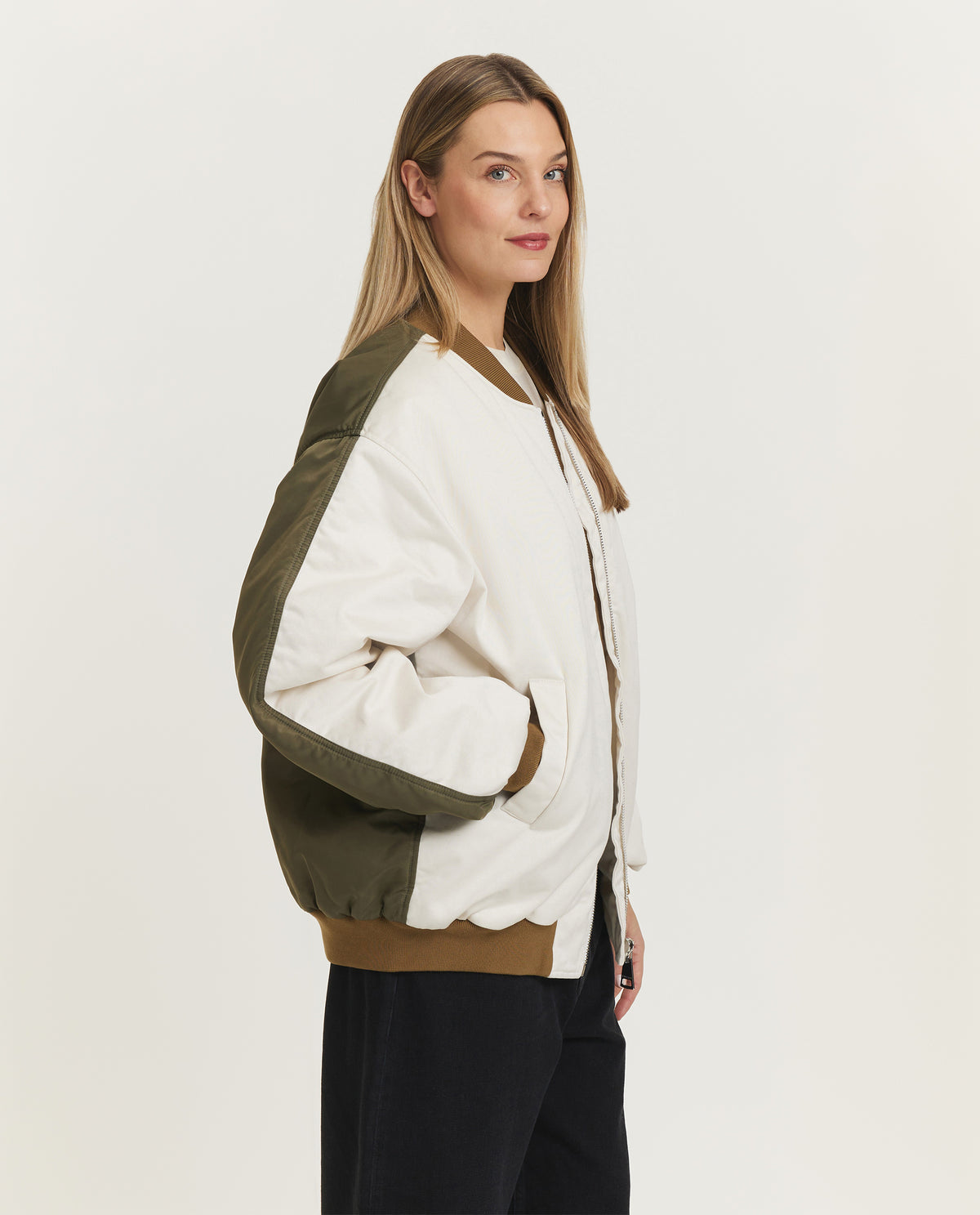 Oversized bomber jack