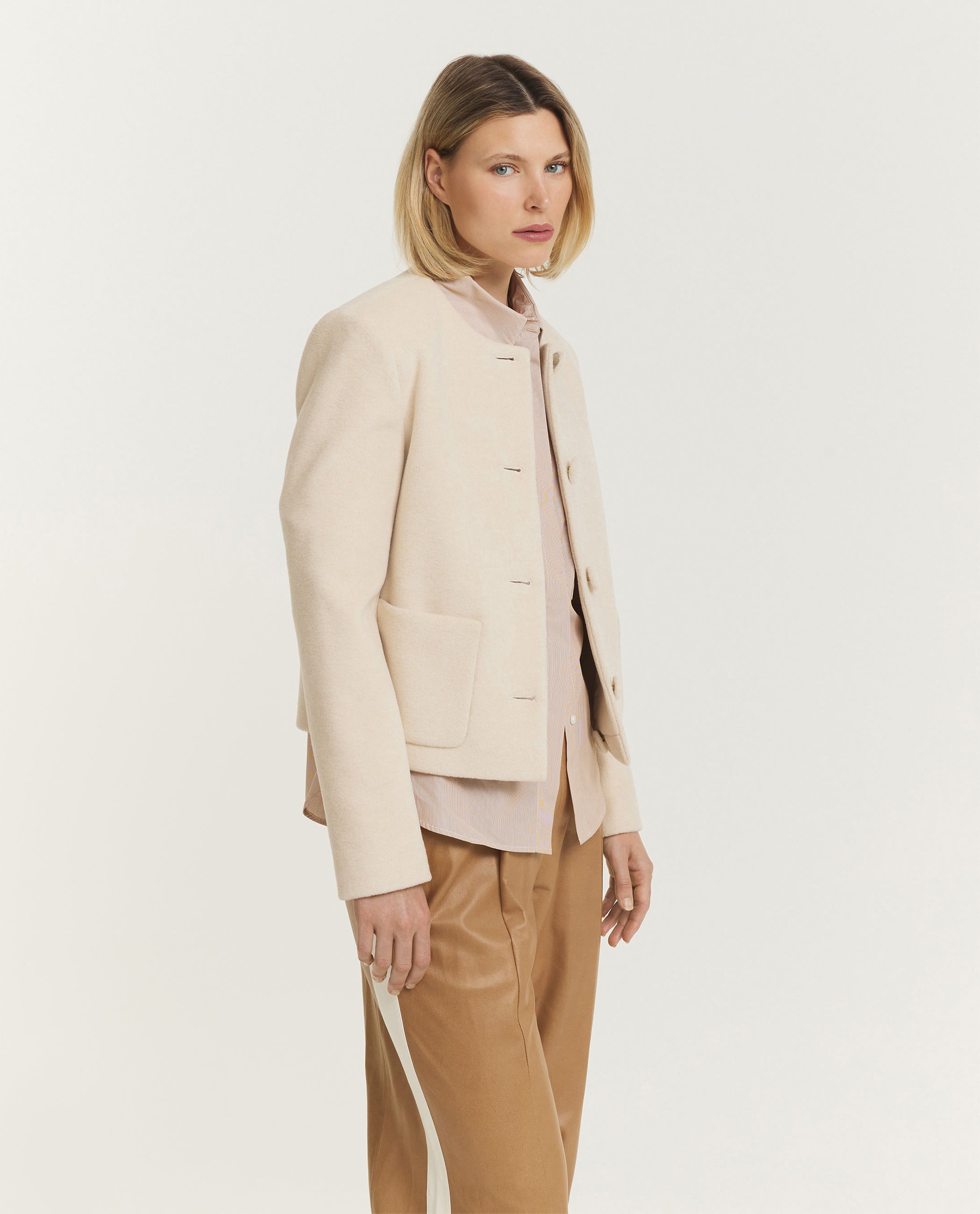 Open Kraag Jasje - Lichtbruin