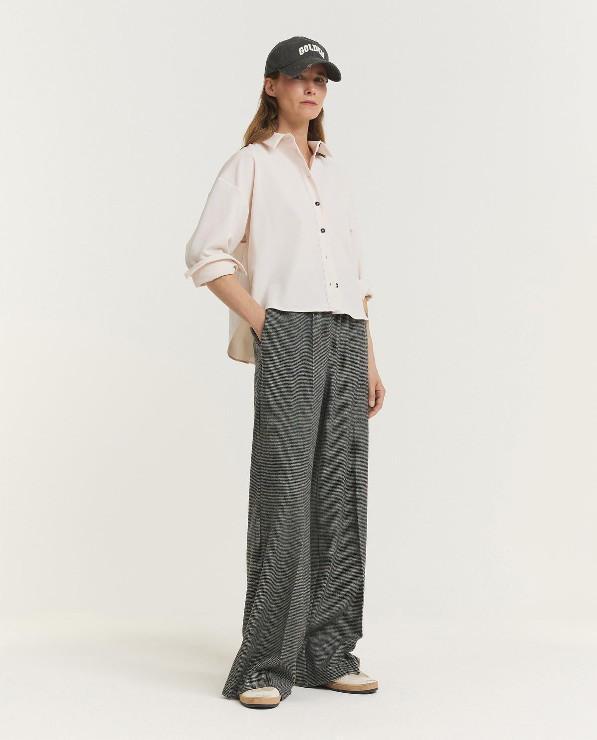 Slight Cropped Blouse