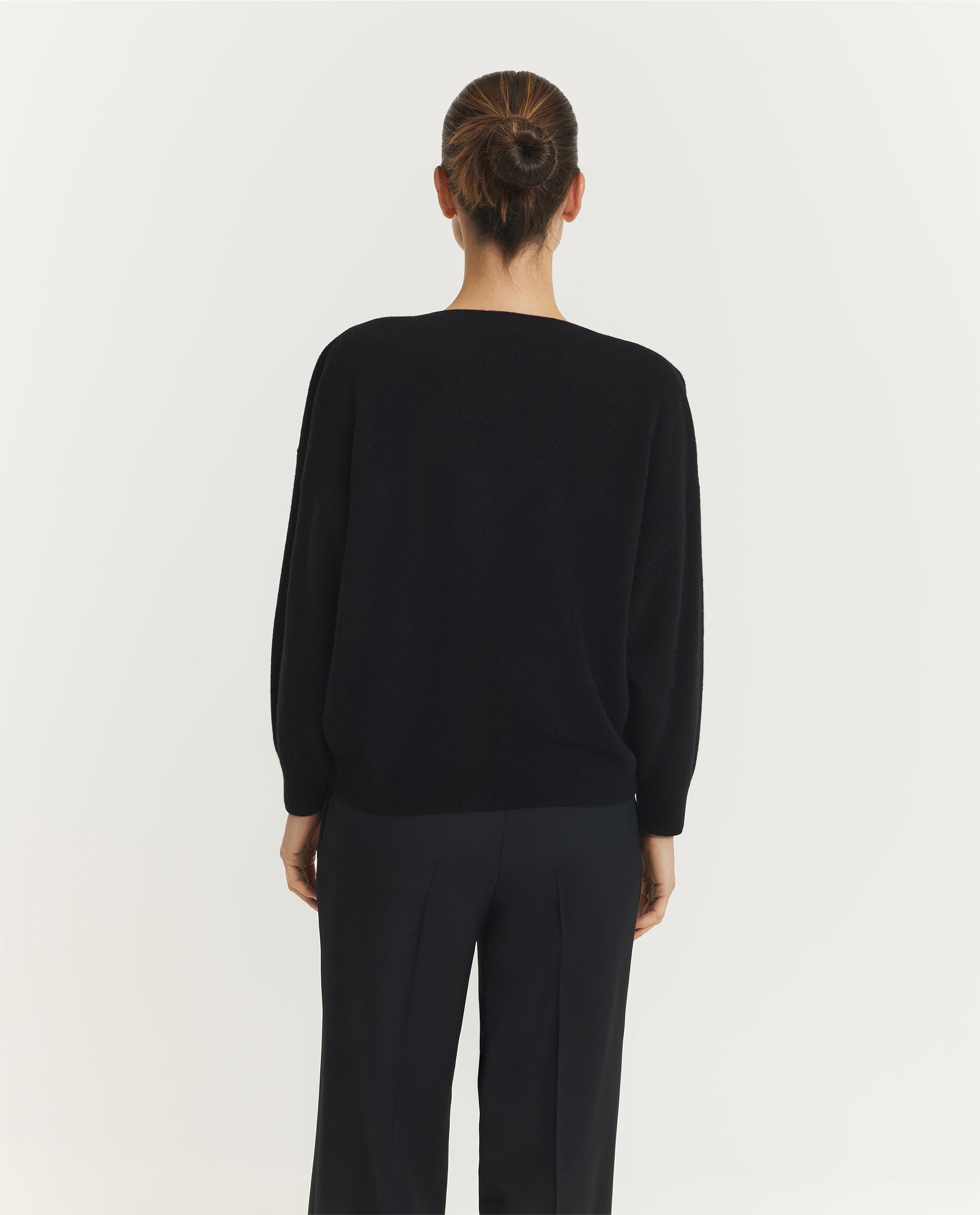 Wol Cashmere Deep-V Sweater