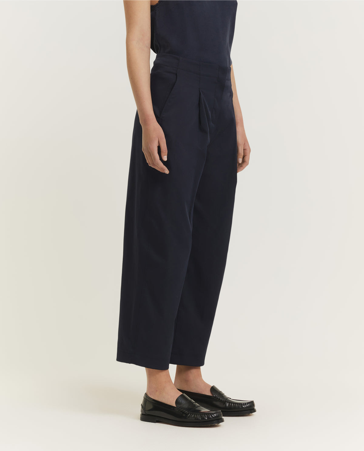 O-Shape Trousers