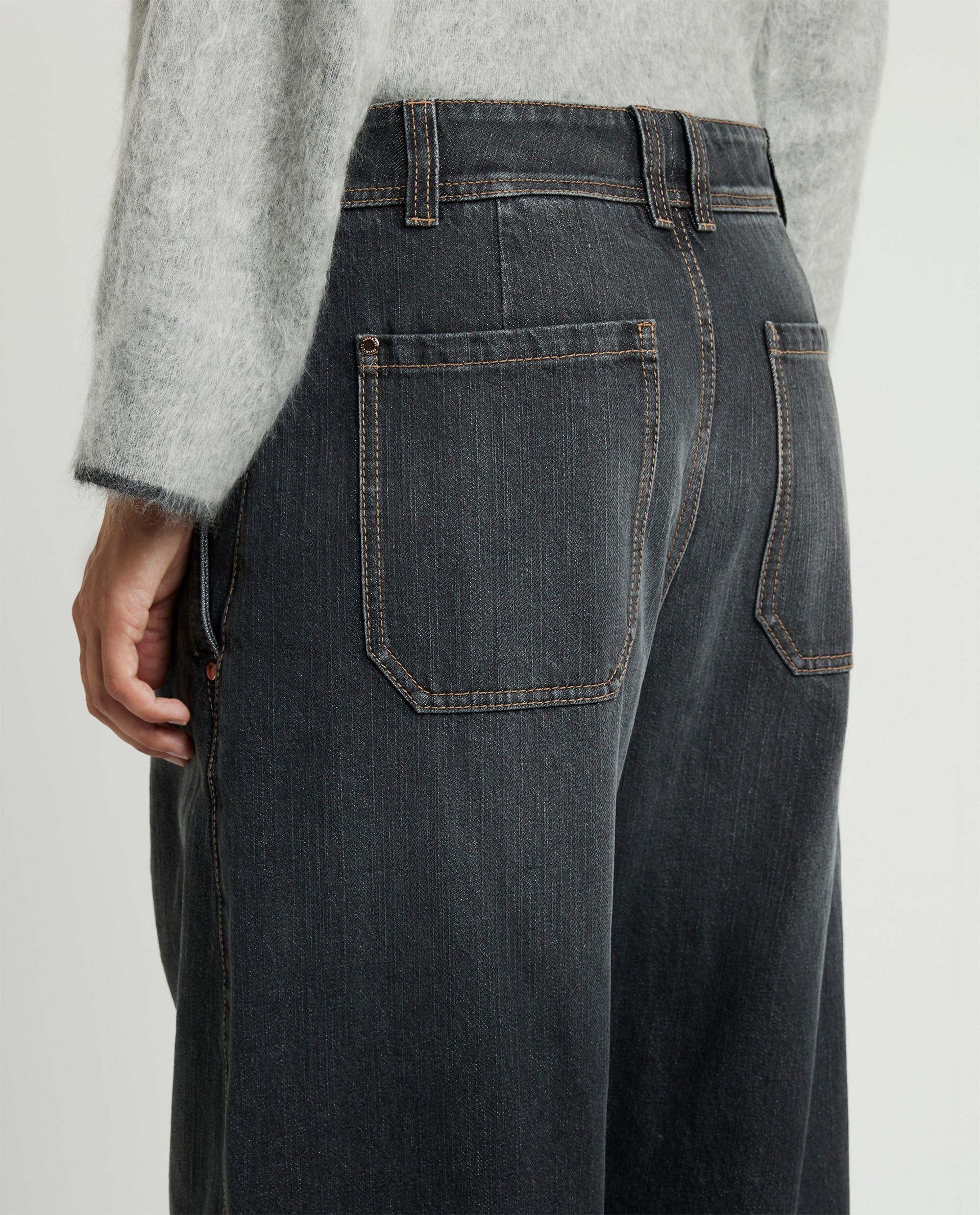 Wide leg jeans