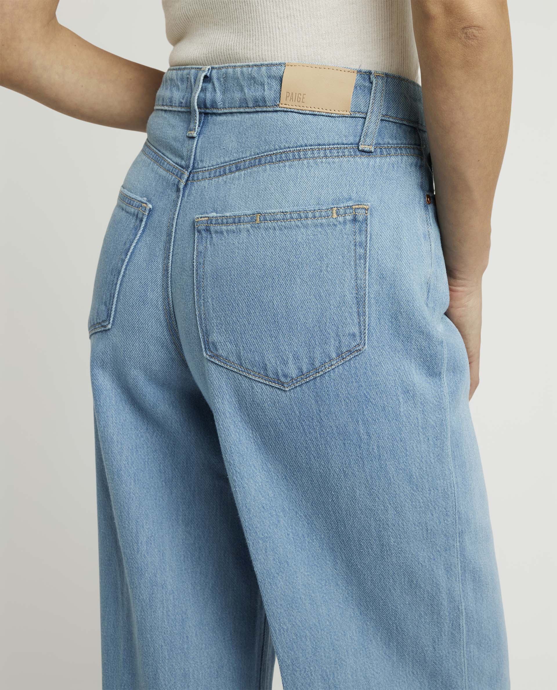 Wide leg jeans