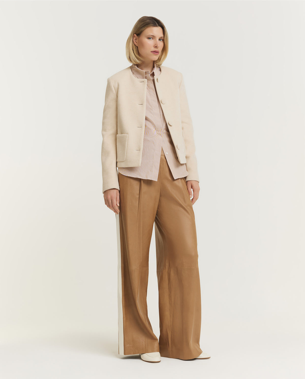 Open Kraag Jasje - Lichtbruin