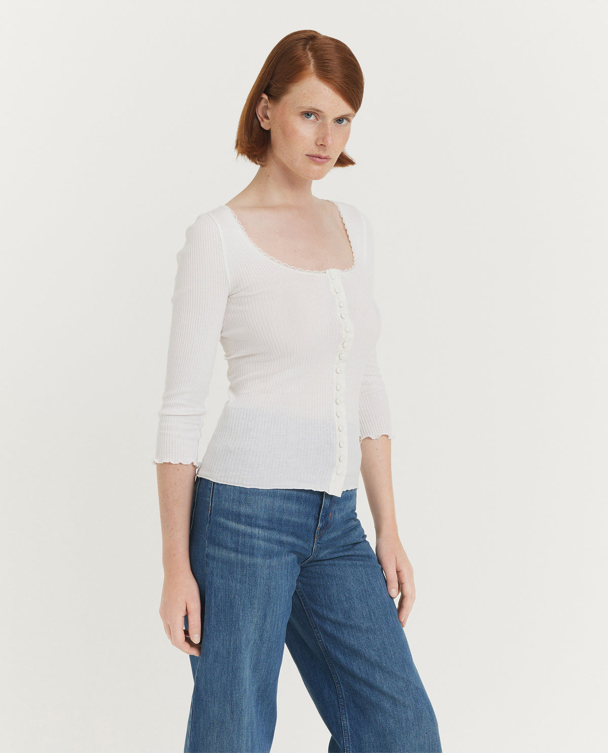 Scoop-Neck Fitted Cardigan