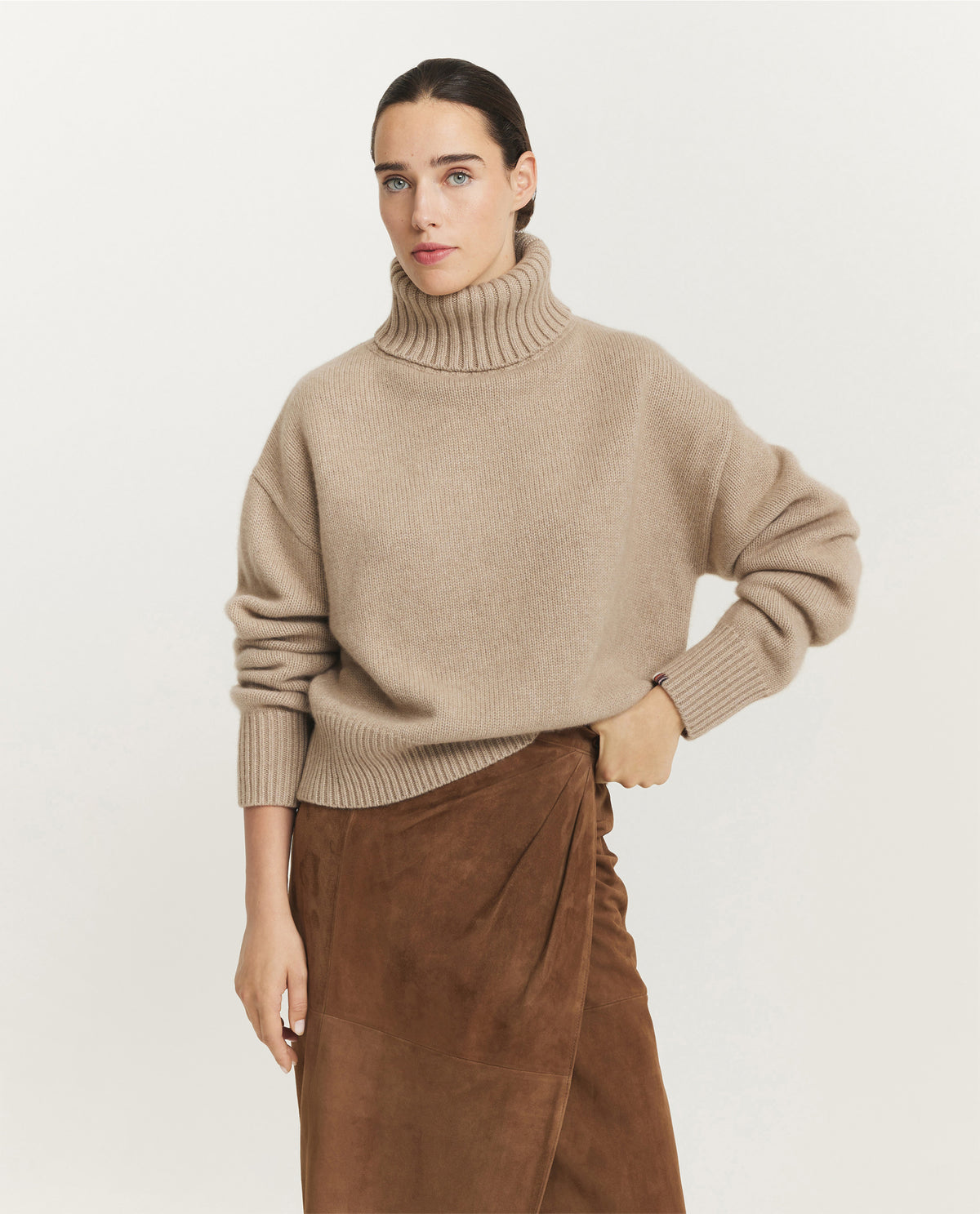 NO.434 Crop Xtra Turtleneck Sweater - Lichtbruin