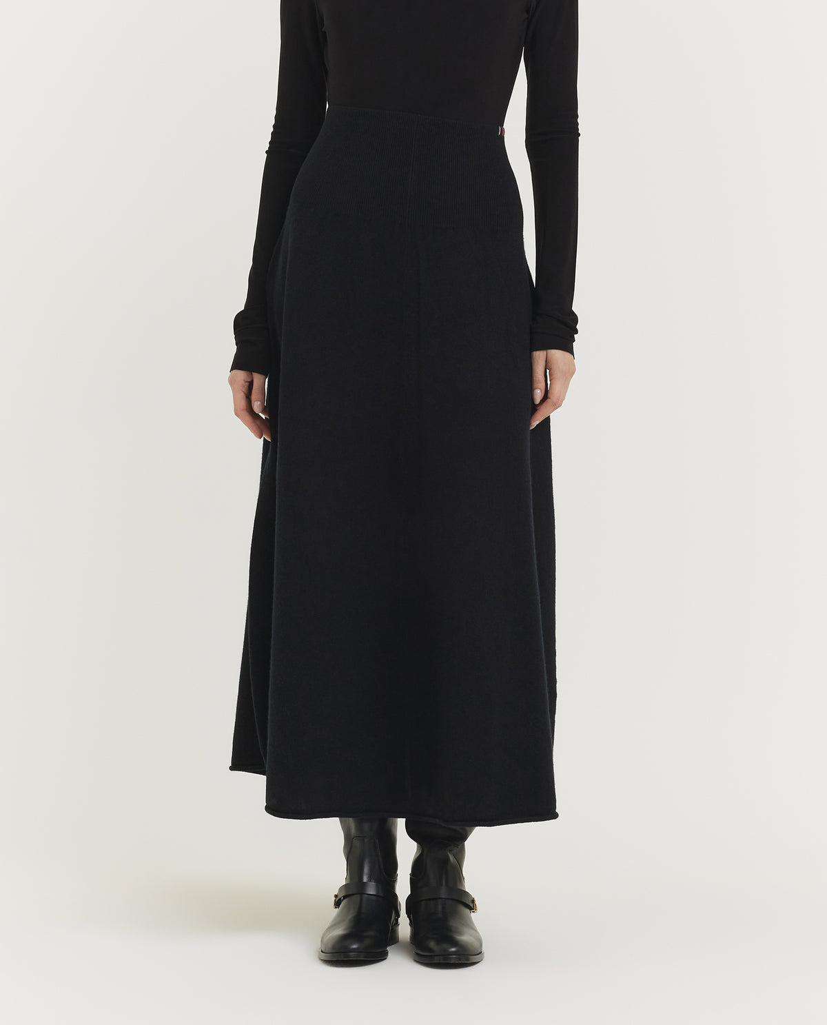 NO.388 Ease Cashmere Skirt