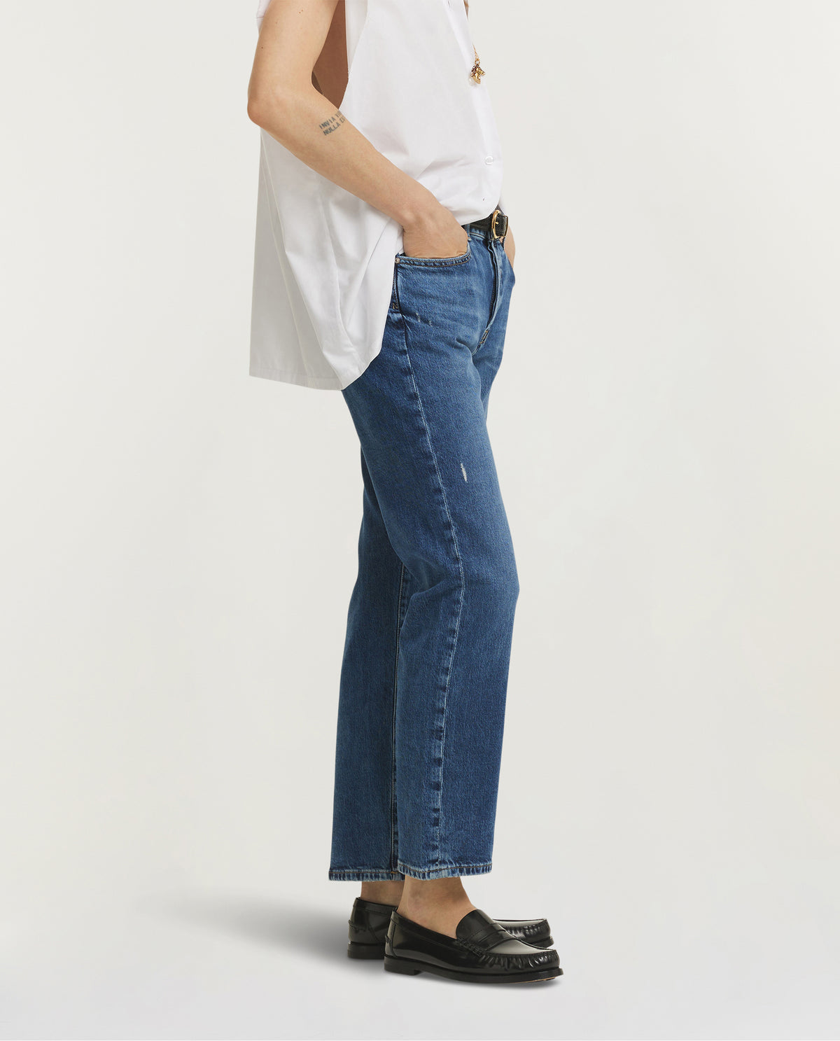American Mid-Rise Slim Jeans