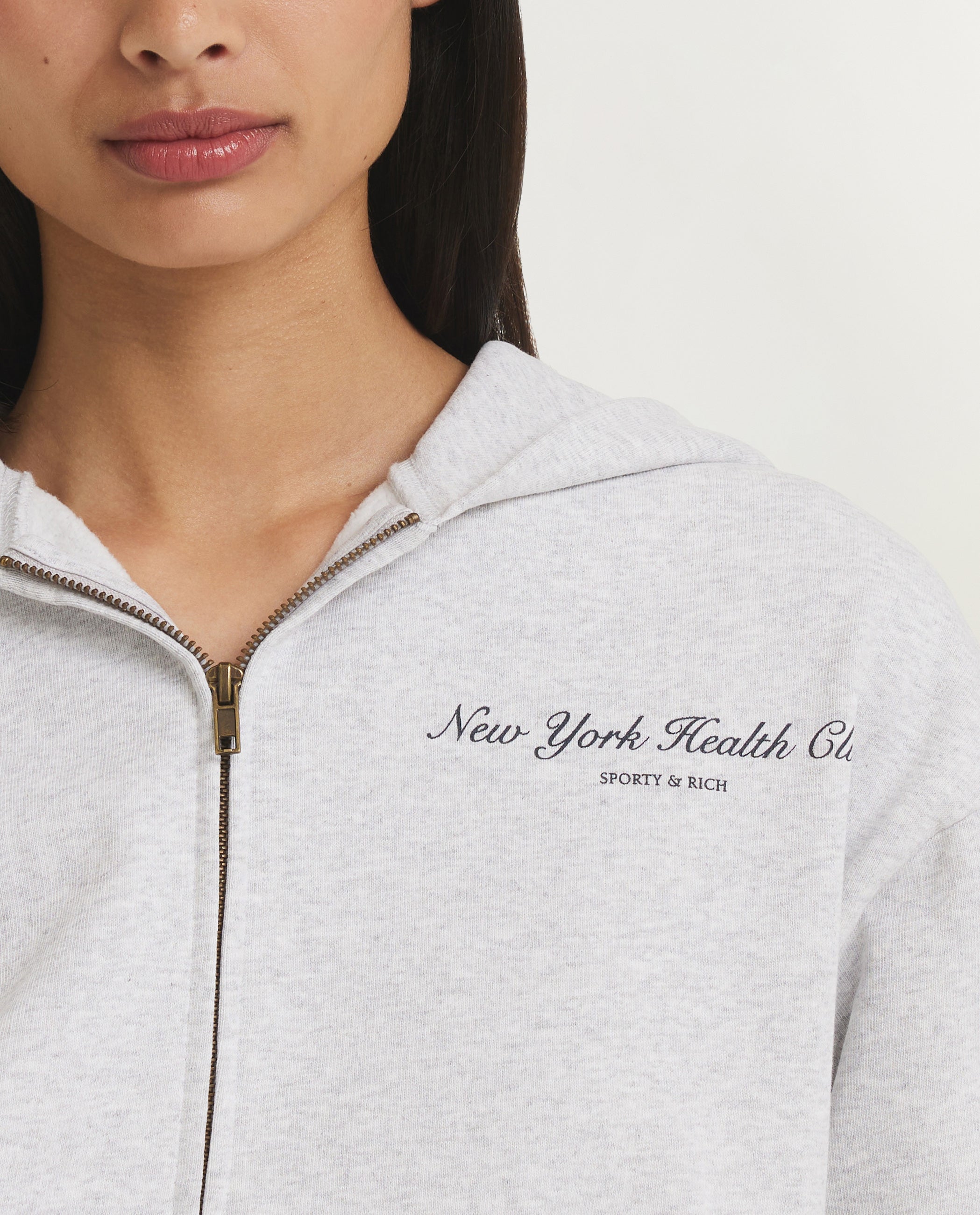 NY Health Club Cropped Zip Hoodie - Lichtgrijs