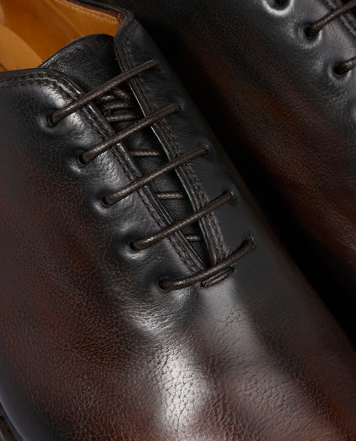 De La Ville Wholecut Shoes