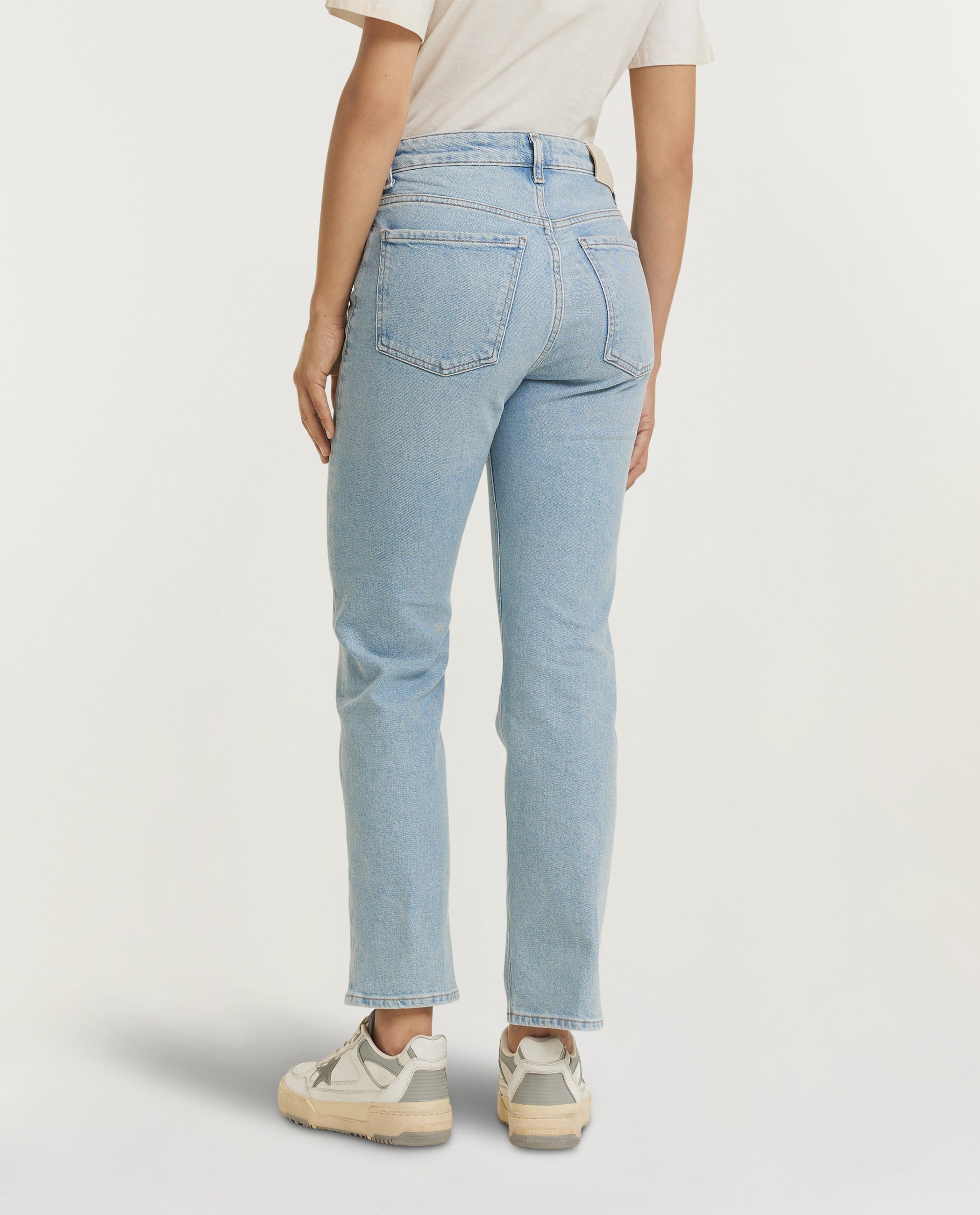 Zurie Ankle Jeans