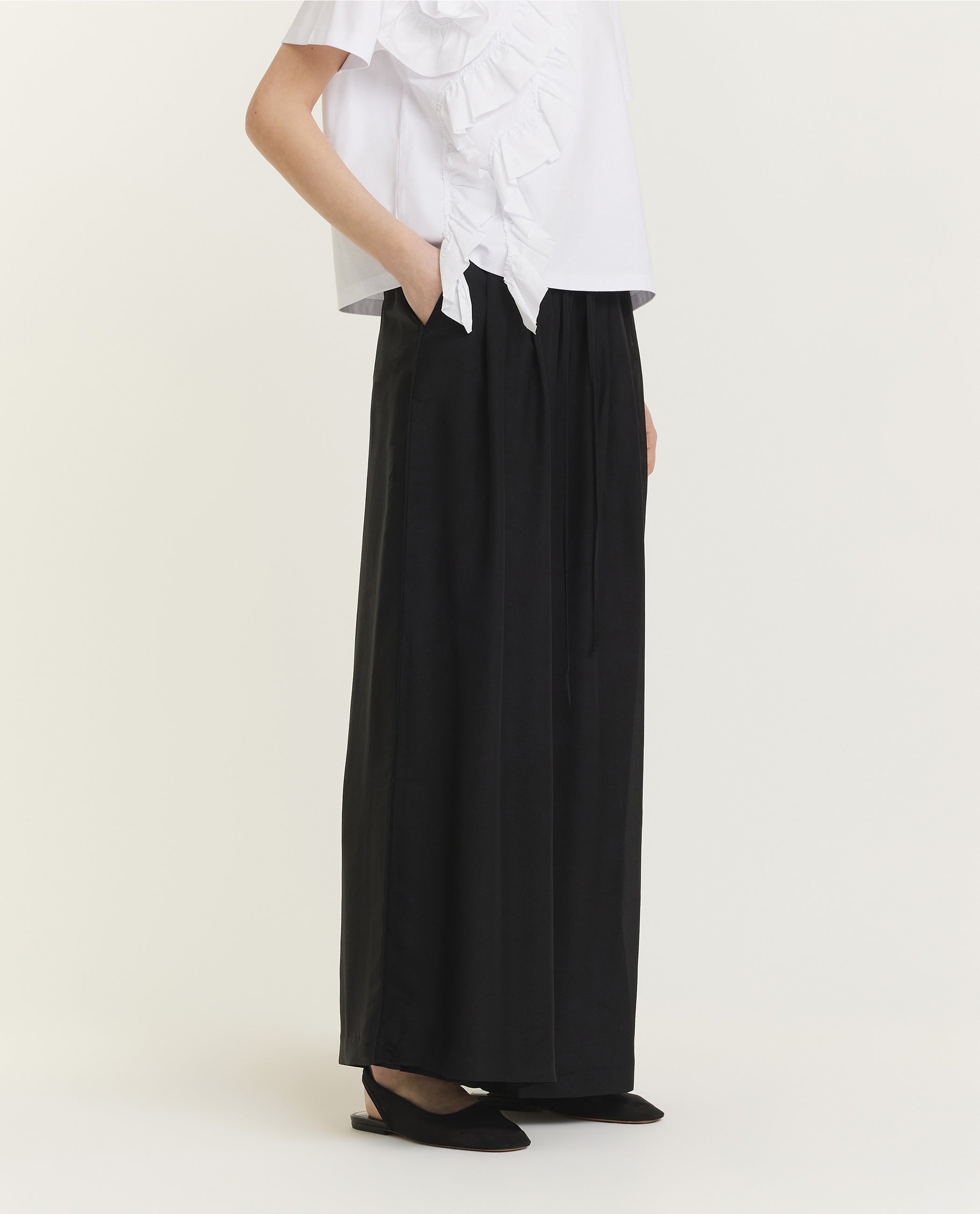 Wide Pleated Trousers