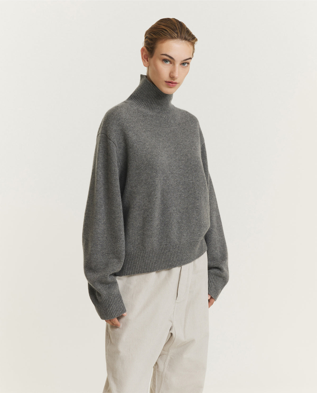 Cashmere Maddox Turtleneck