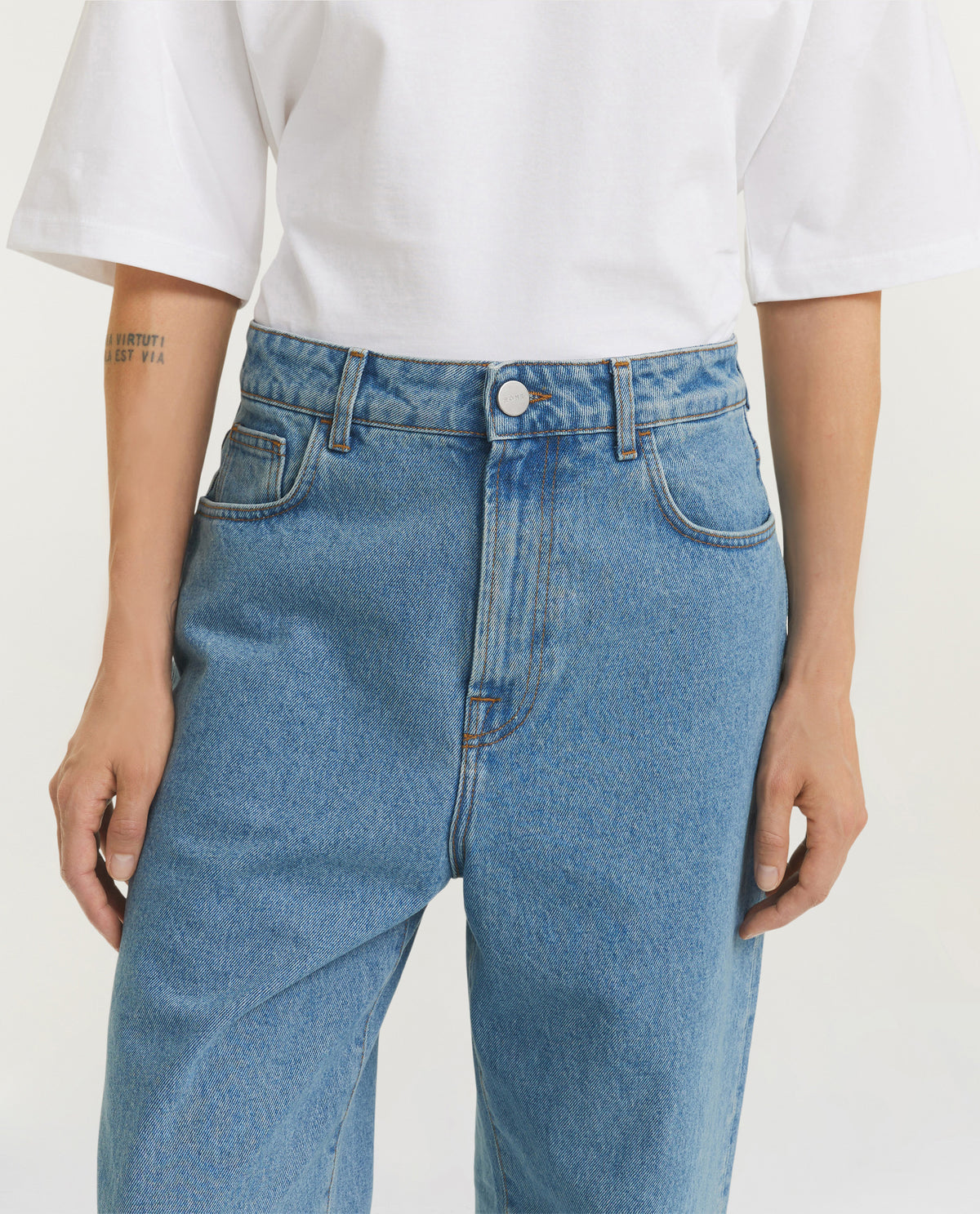 Signature Baggy Fit Denim - Lichtblauw