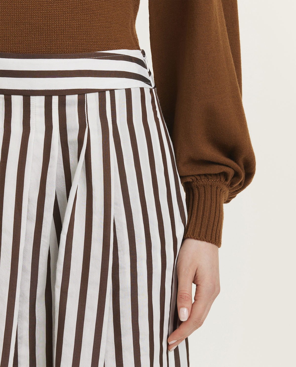 Volumineuze midi rok