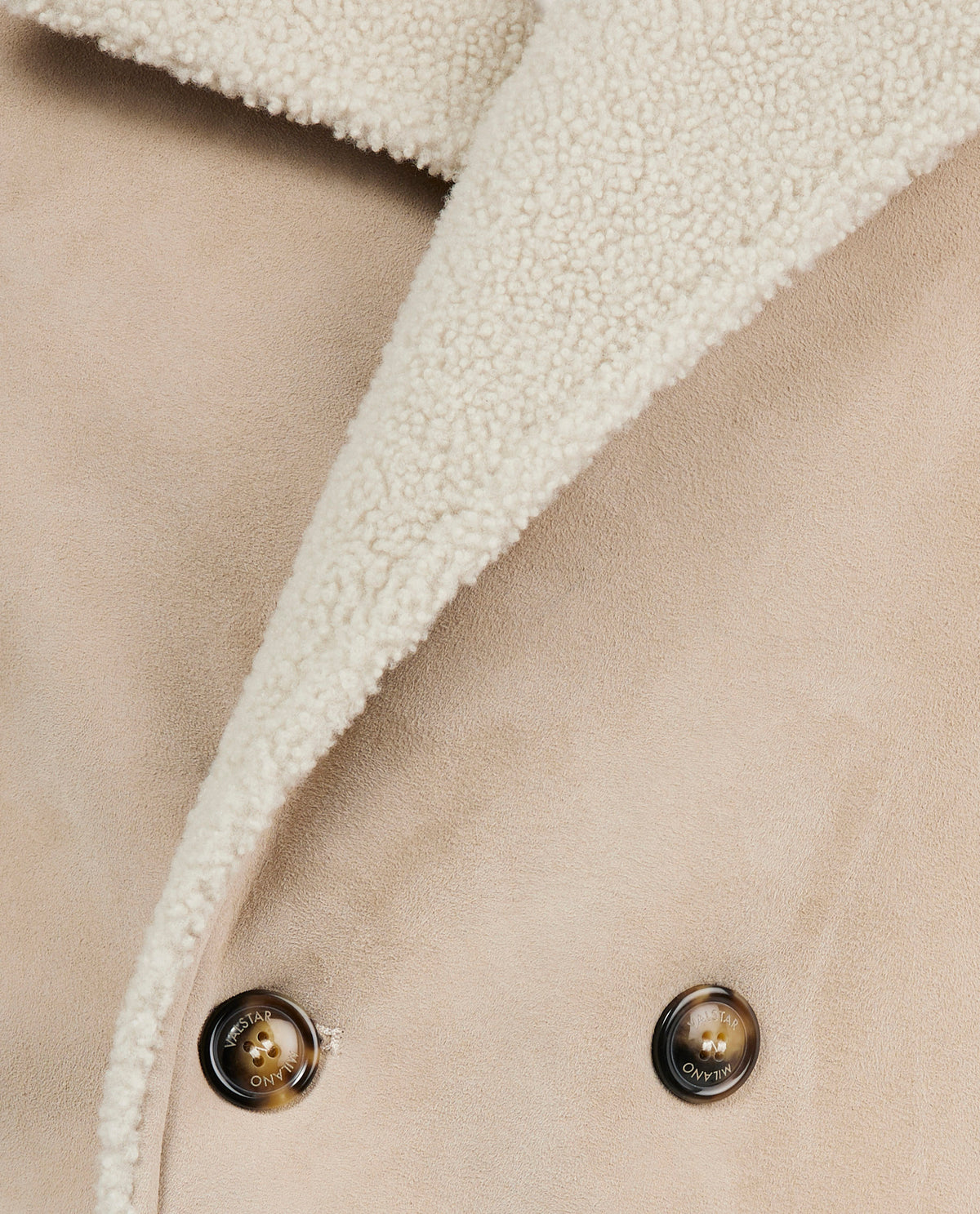 Double-Breasted Frumento Coat