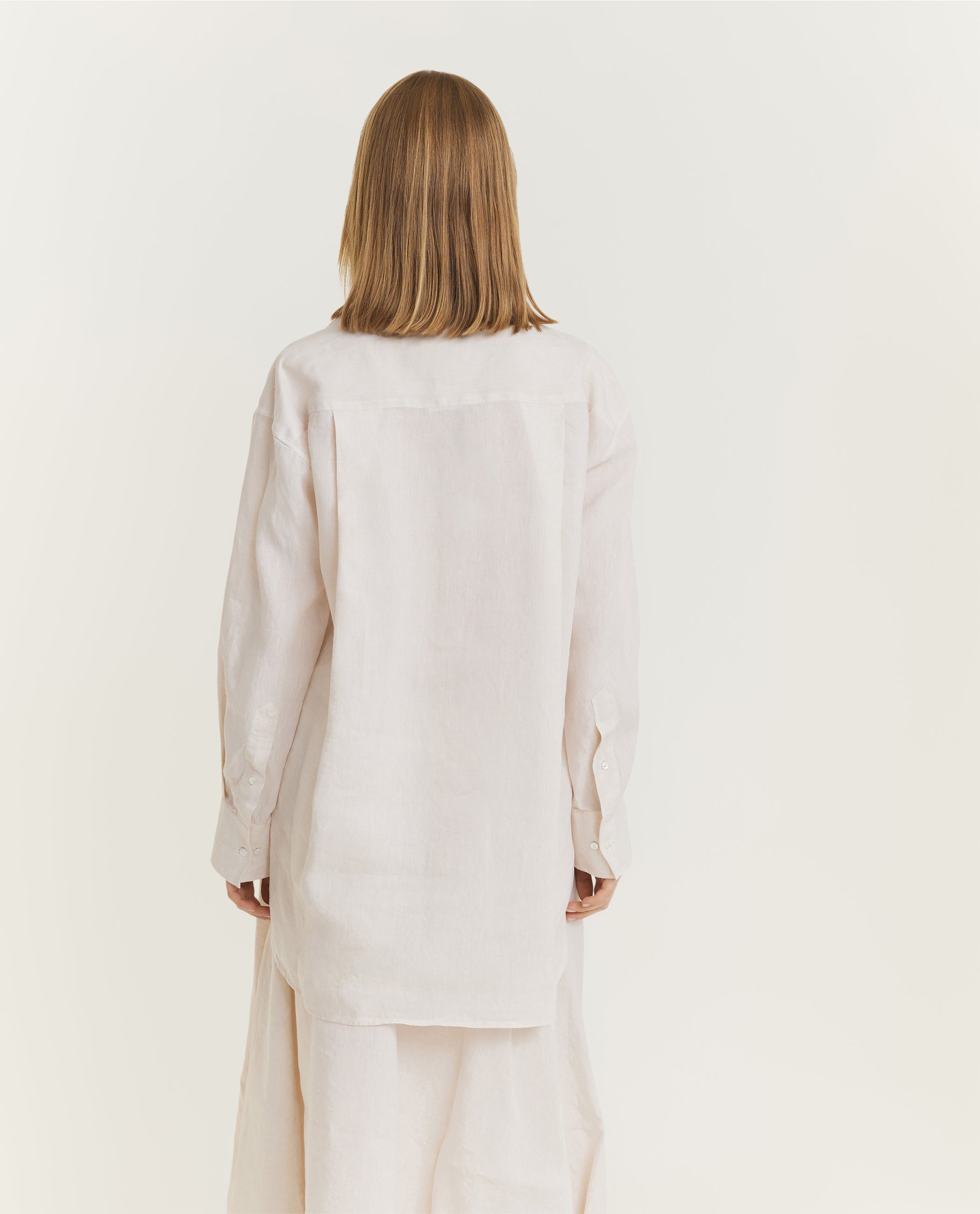 e/b/e/3/ebe314709b4bc22976e2d5299906dcaf274632f8_470D450023LI010_m2.jpg