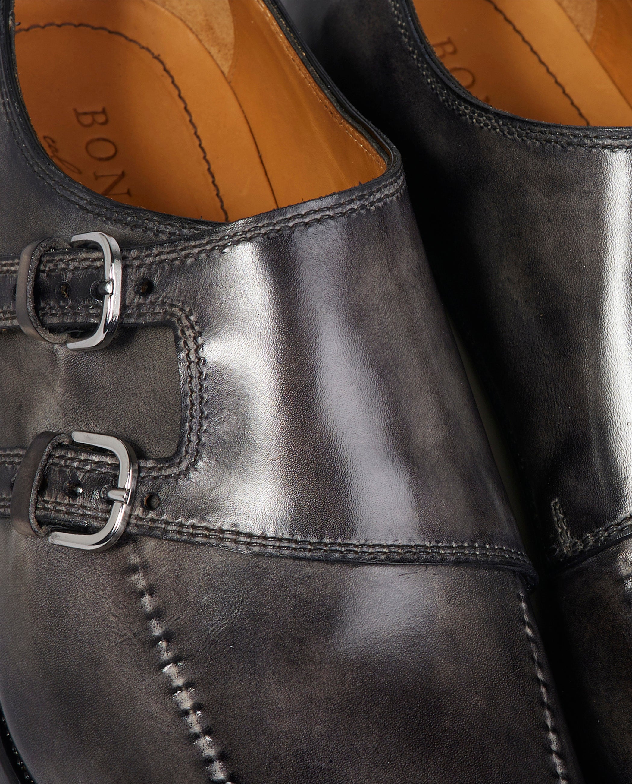 Diamante III Reversed Monk