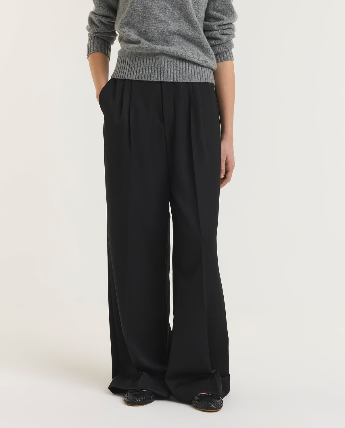 f/7/4/9/f7494d12c8f8abcf019183261337ff544a494eef_430V24001810700_2.jpg