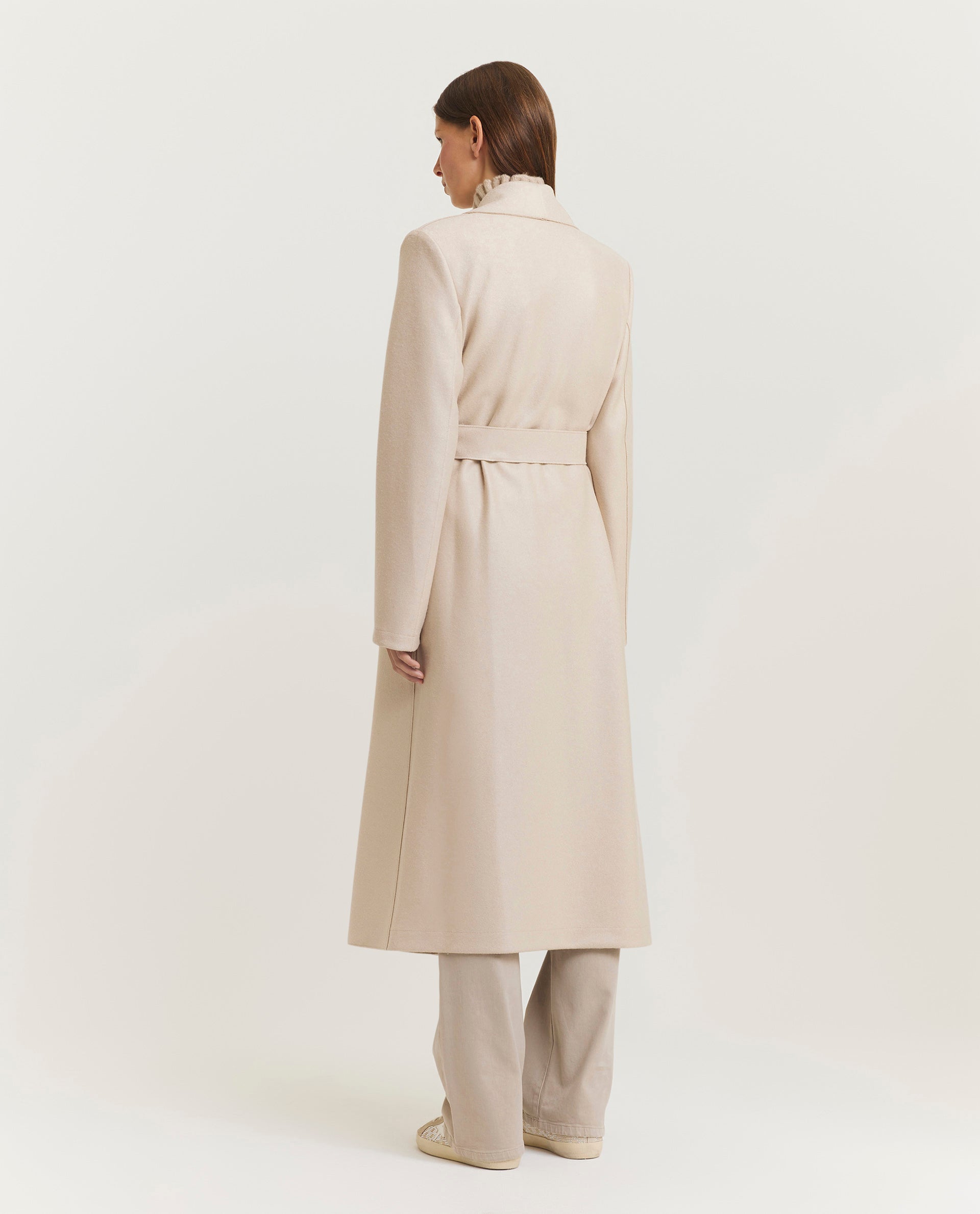 Long wool coat 