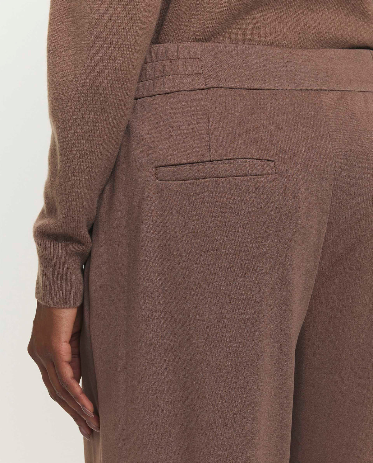 Wide leg trousers