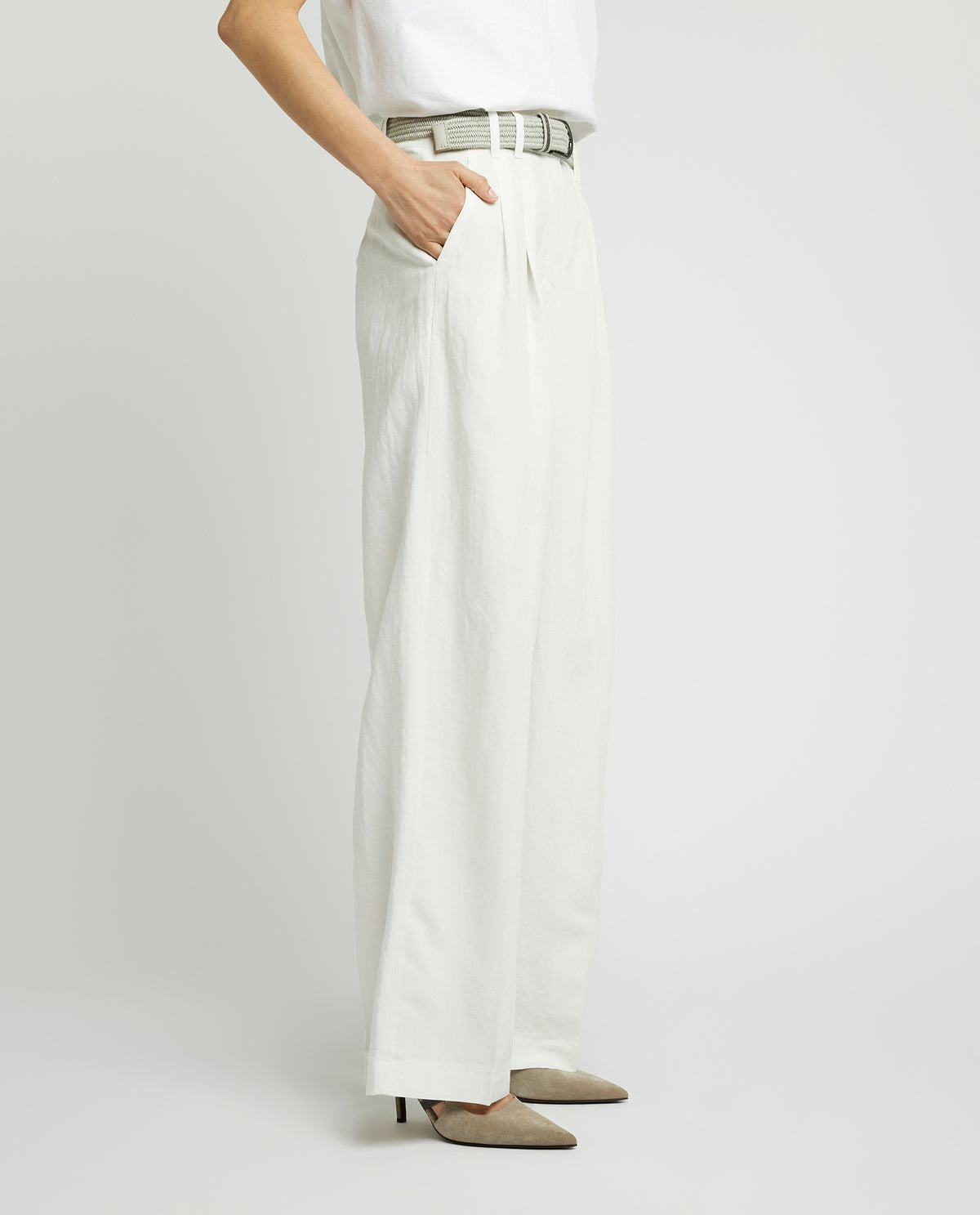 Wide leg trousers