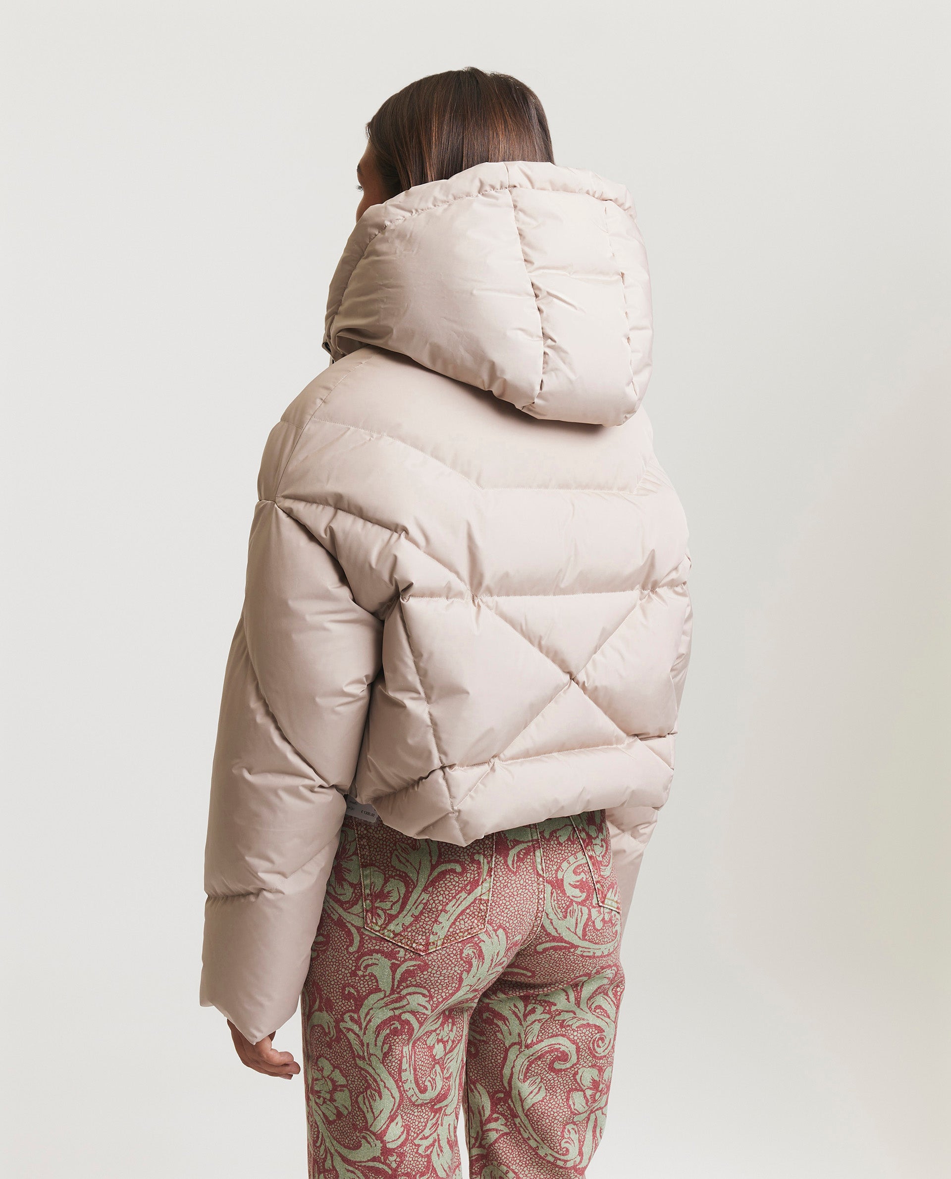 Short down jacket 