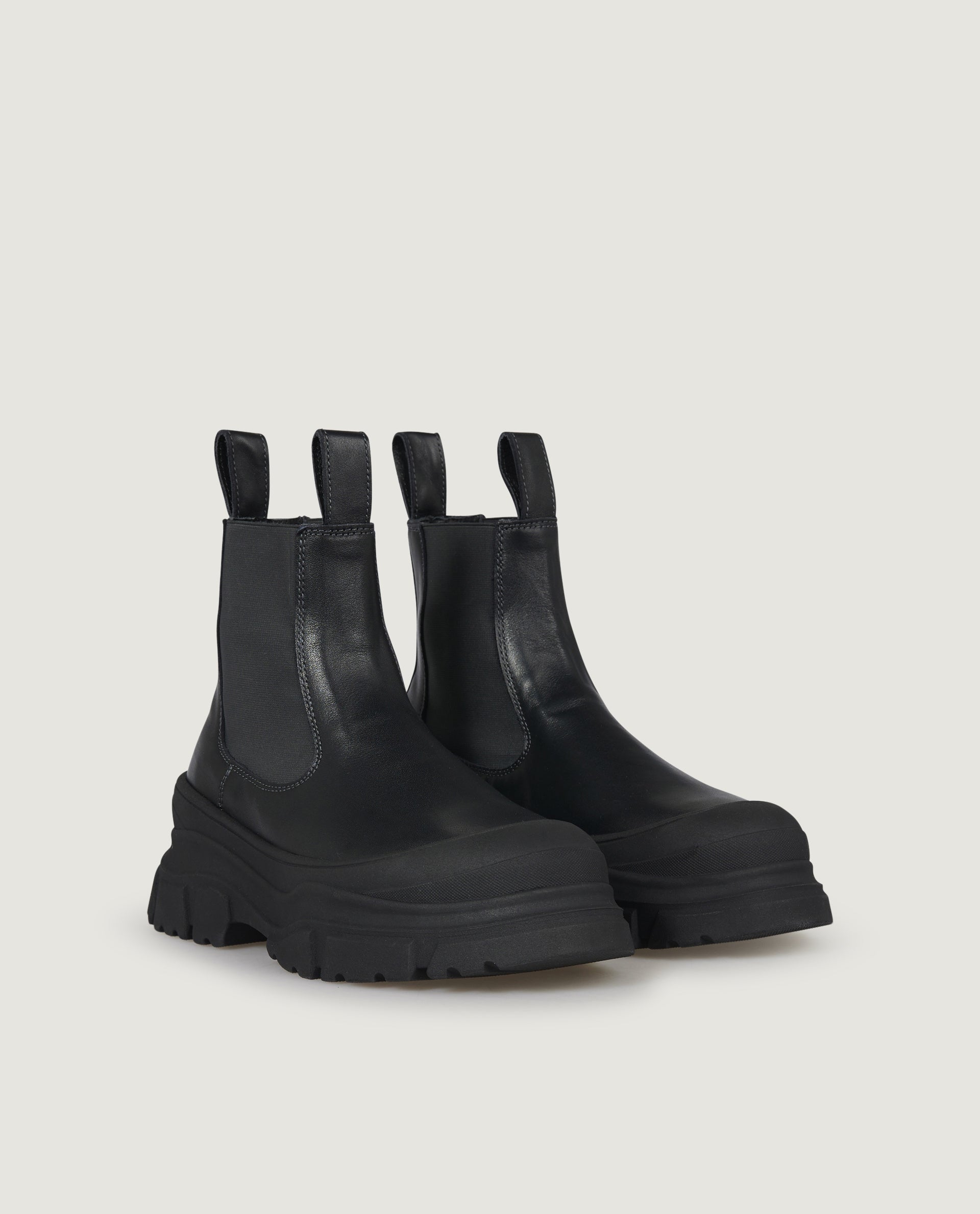 Chelsea boots