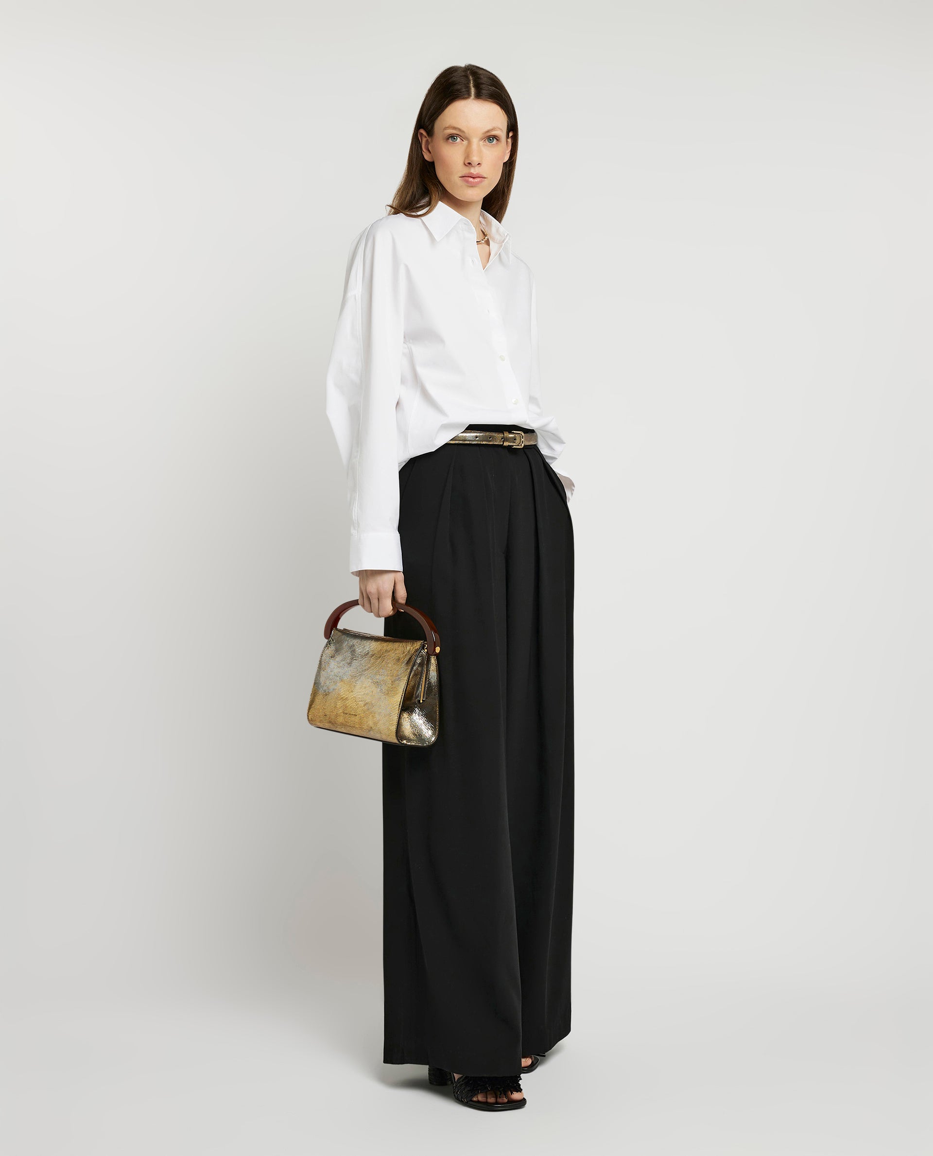 Wide leg trousers