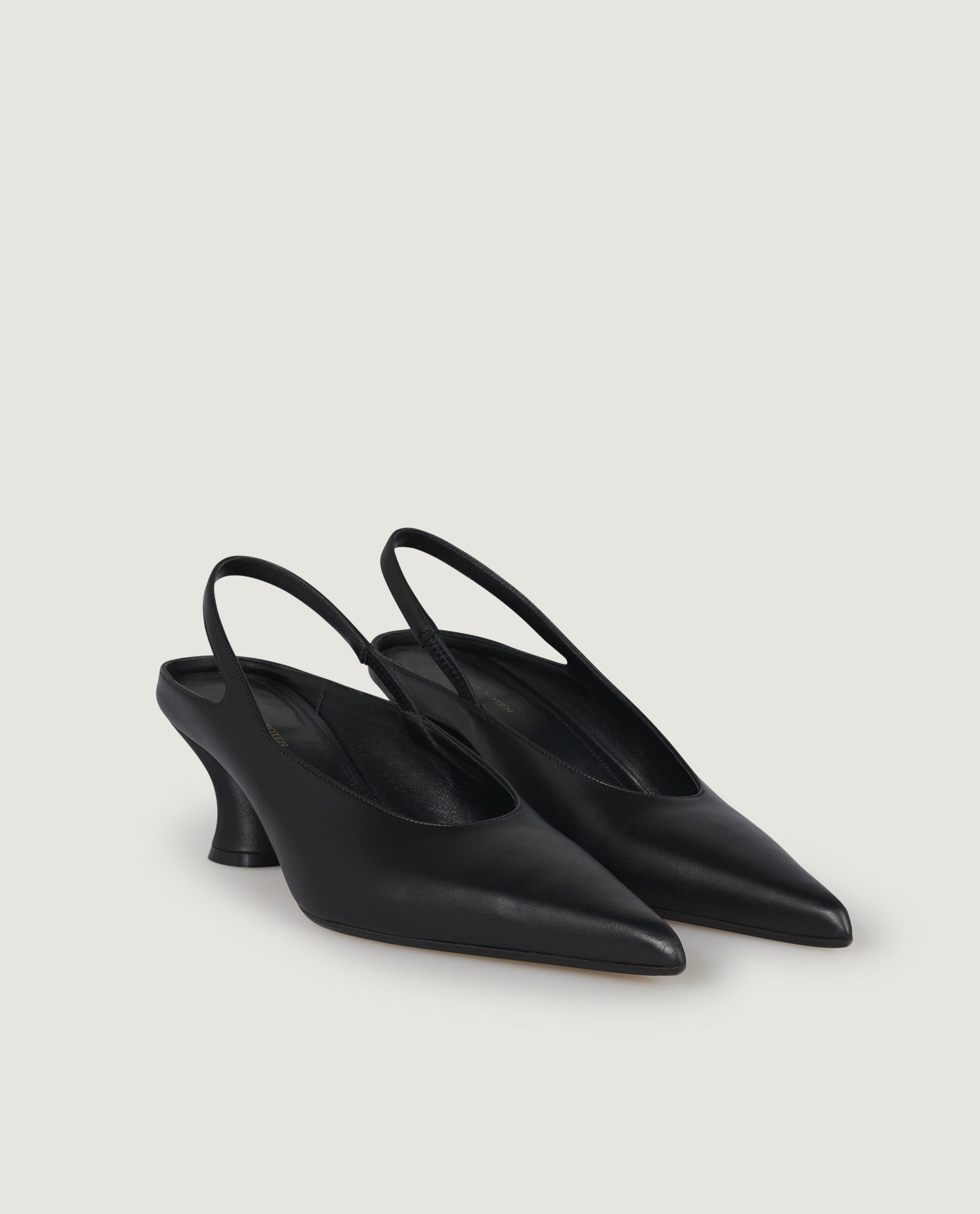 Leren slingbacks