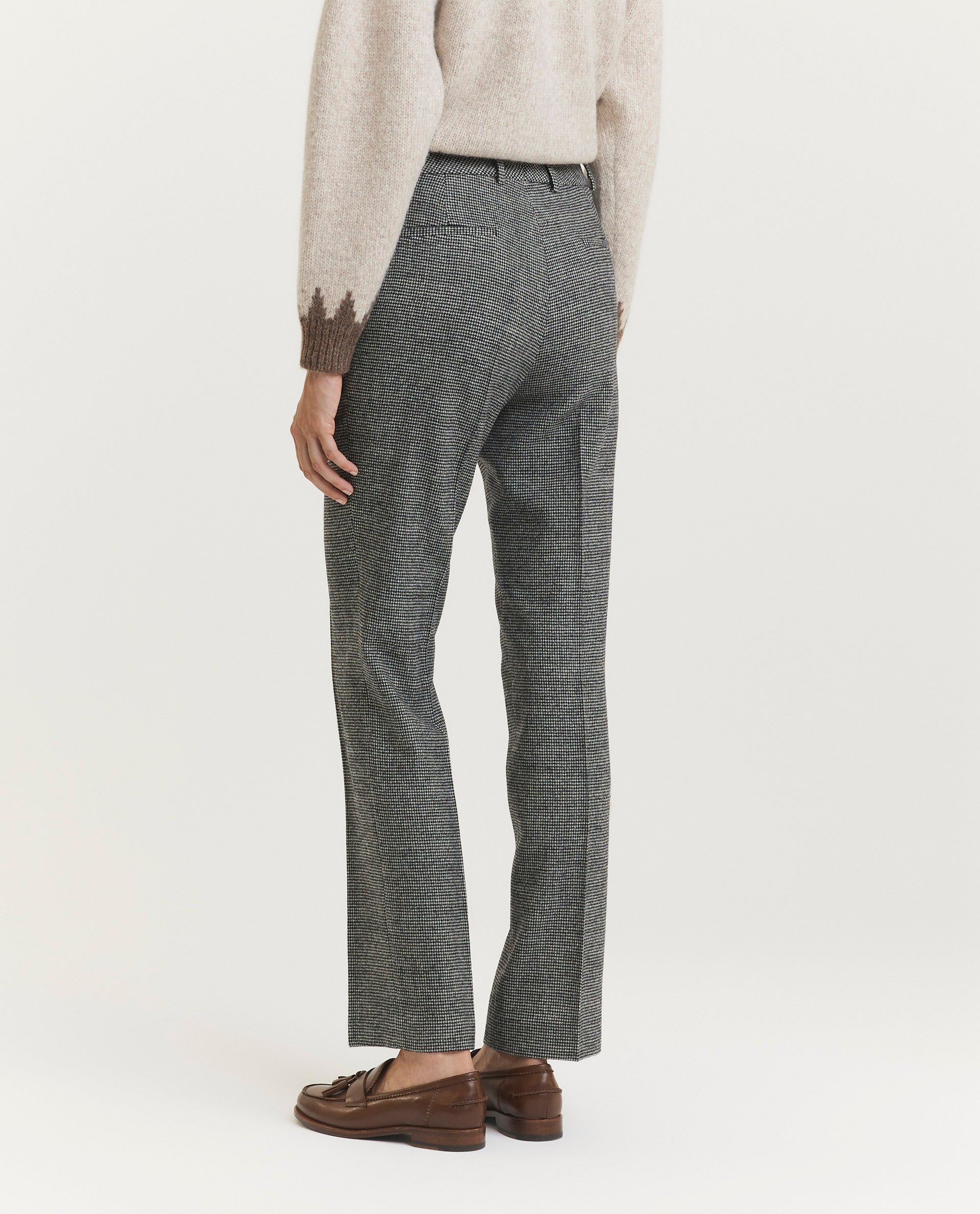 Trousers in wool-blend