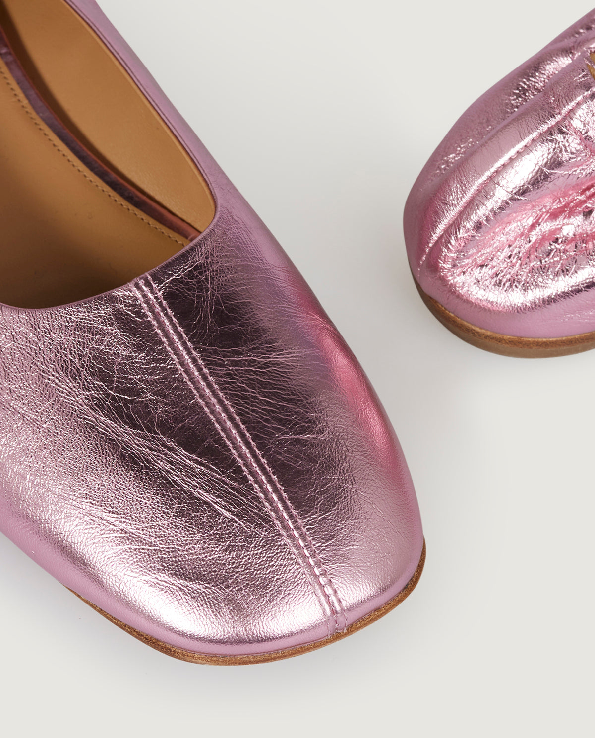 Metallic ballerina's