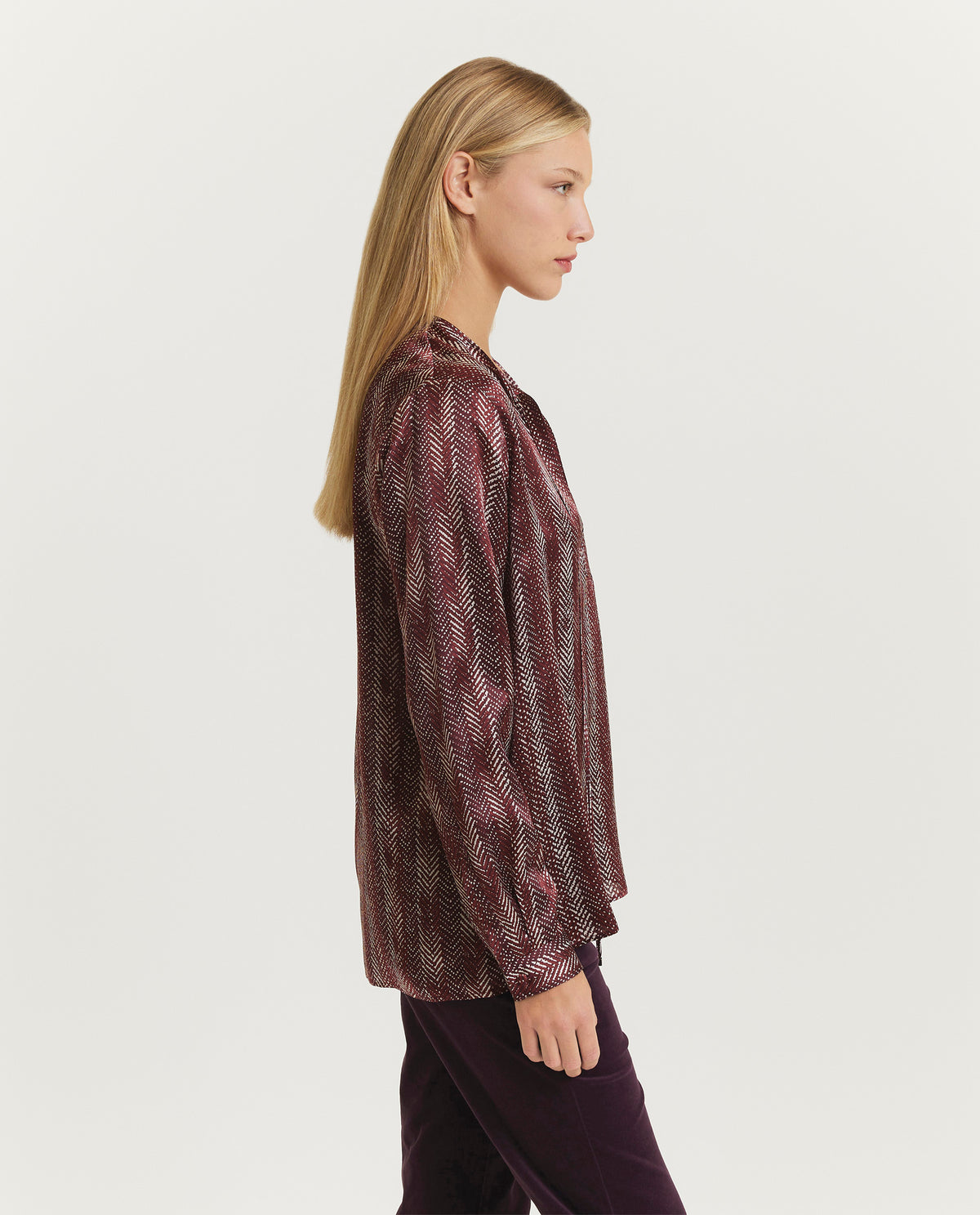 Fluid blouse with print