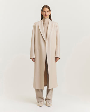 Long wool coat 