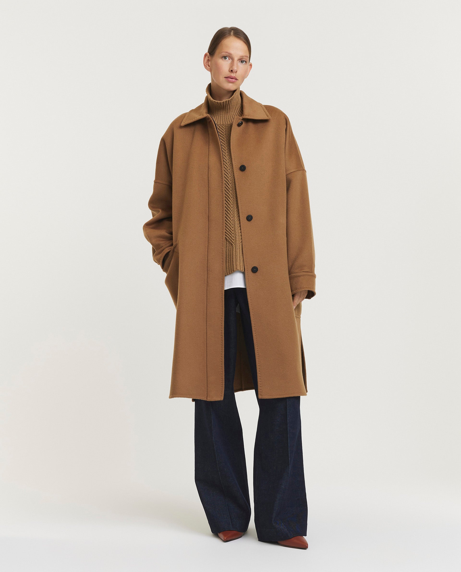 Oversized cashmere jas