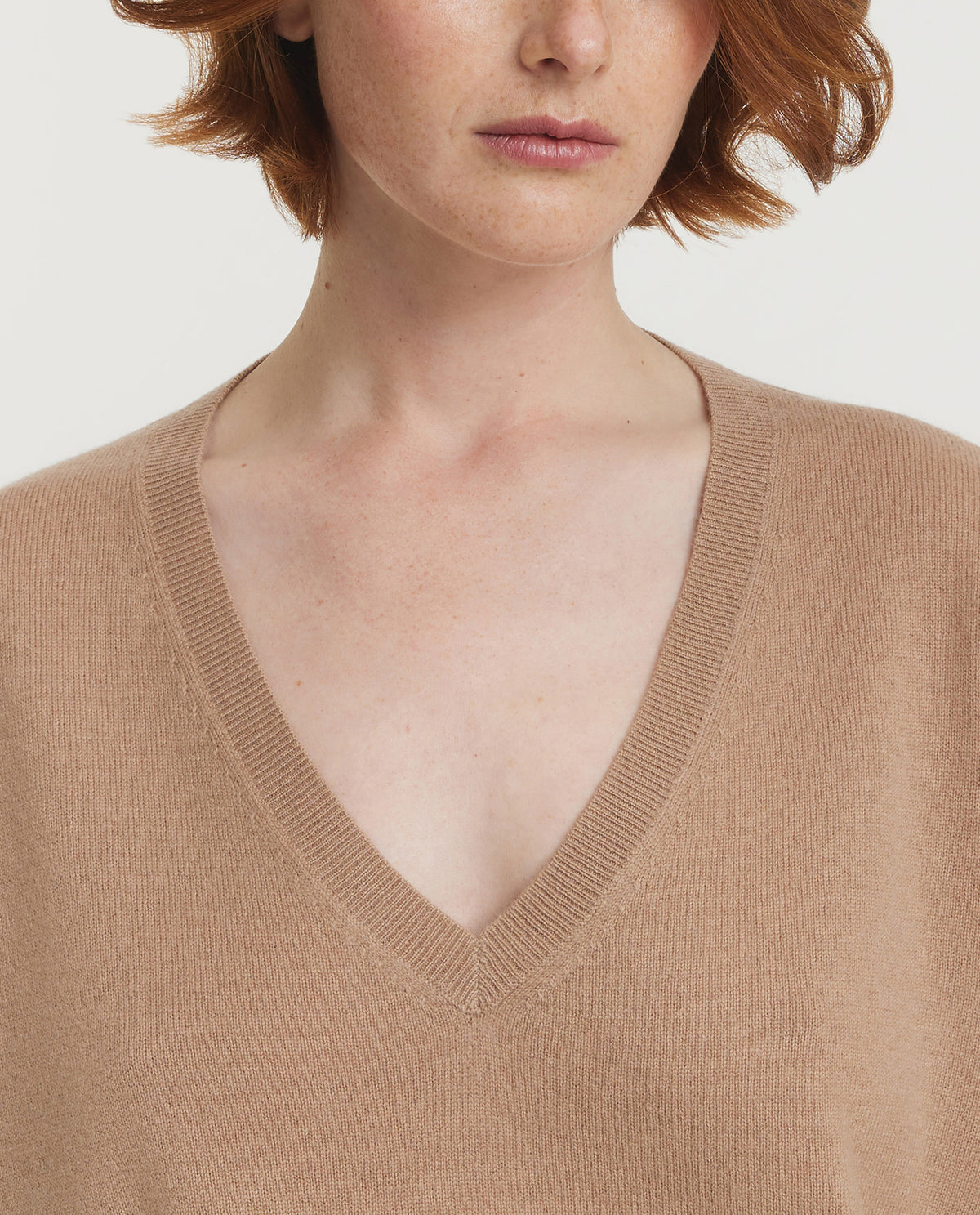 Wol Cashmere Deep-V Sweater