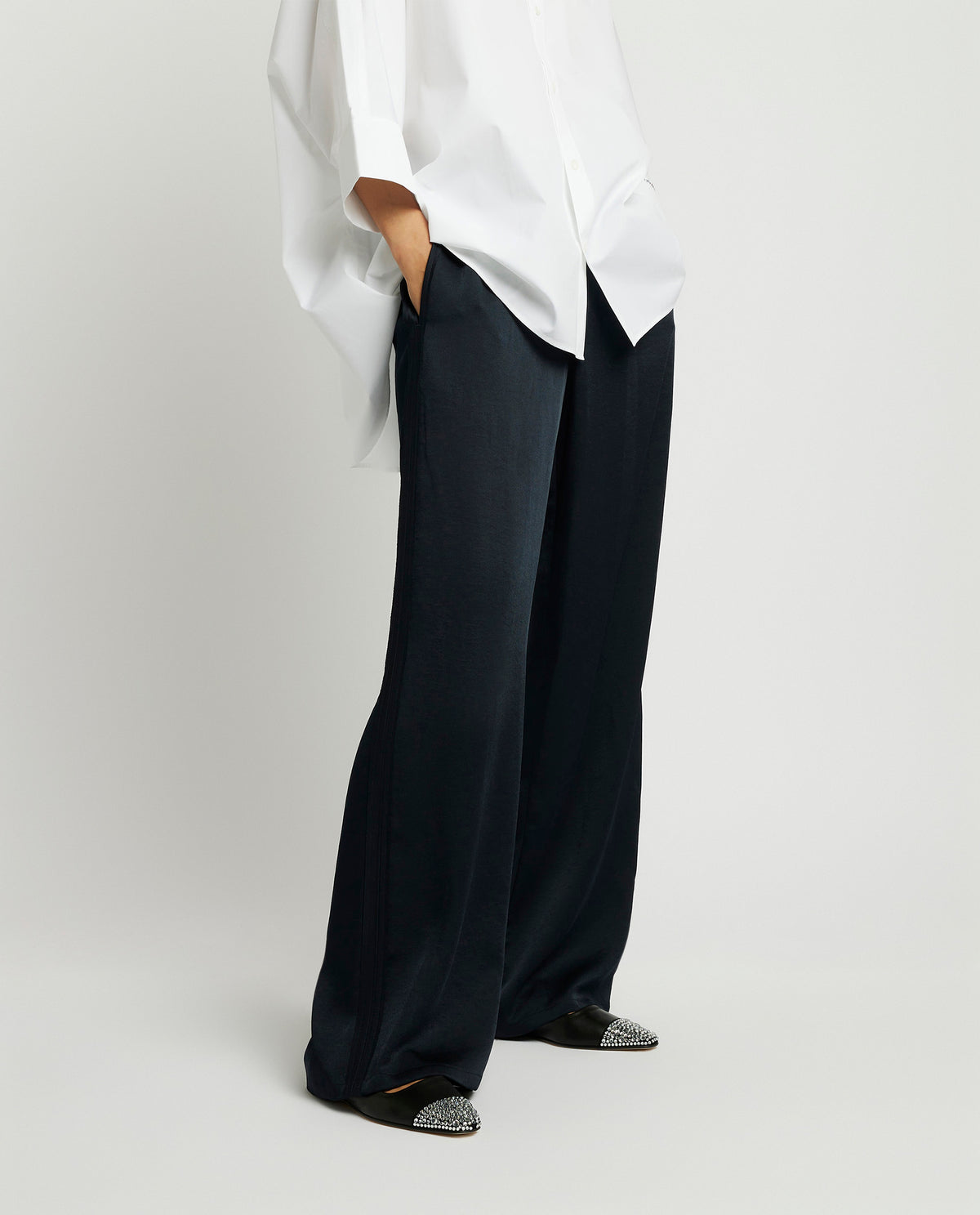 Wide trousers