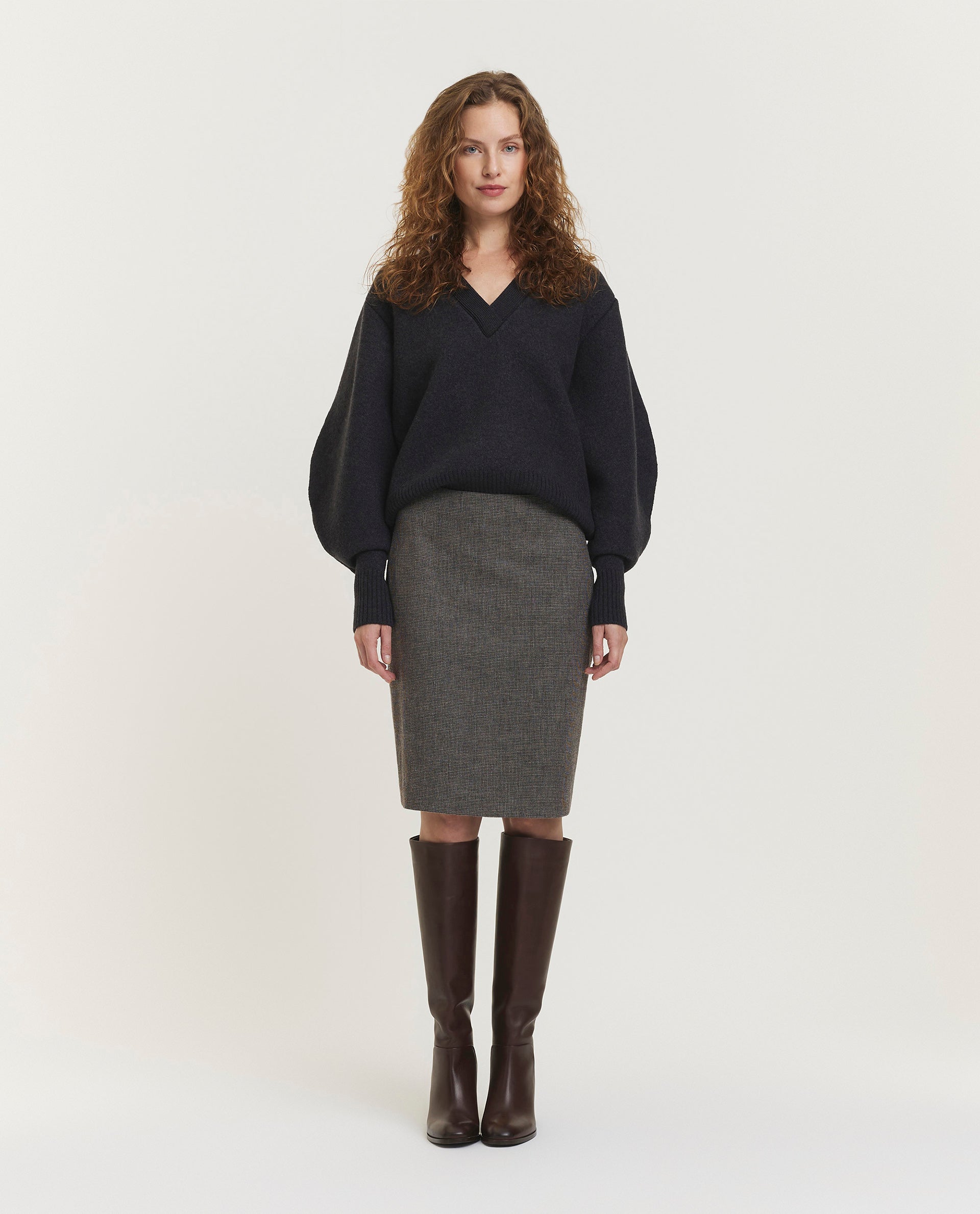 Wool-blend pencil skirt