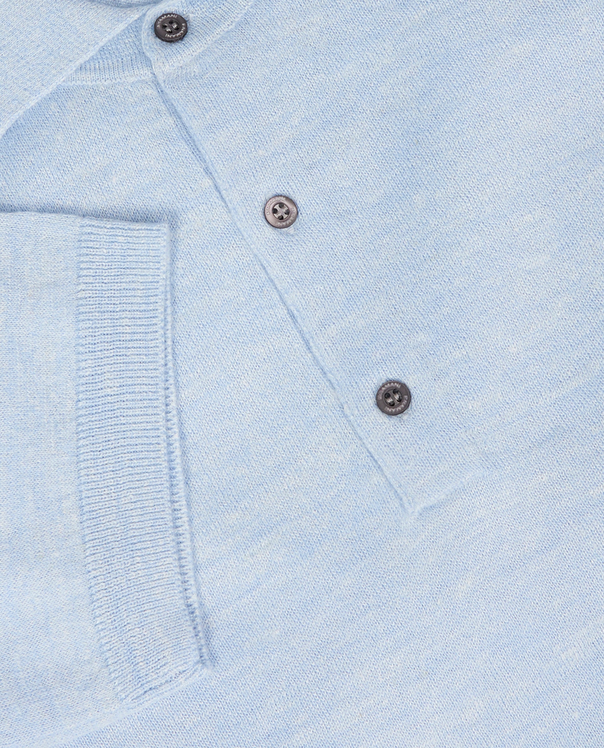 4/0/c/5/40c5f598327b40634d3a6ff3cf1d2d53246d6b68_665BRA00012A328_l1.jpg