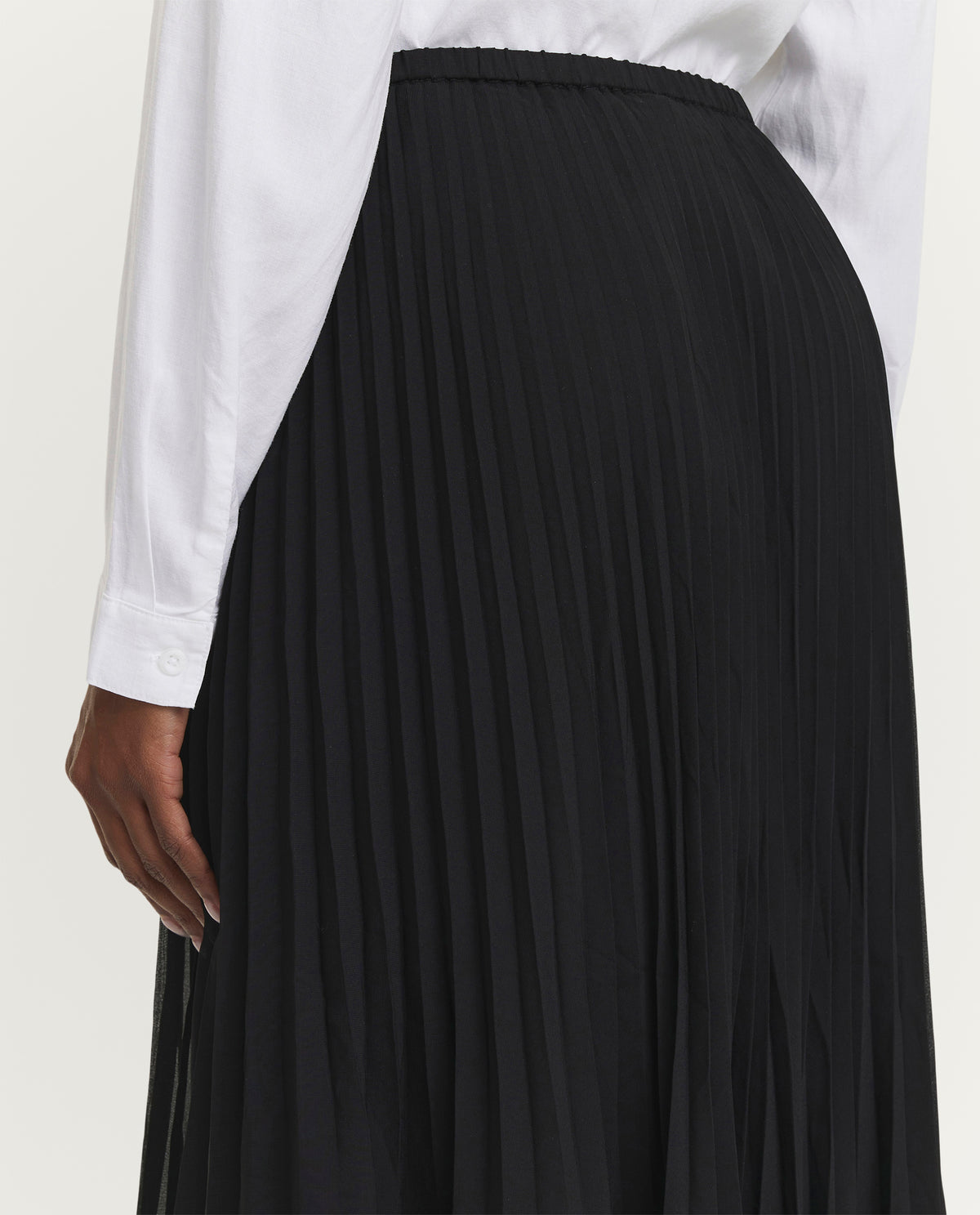 Pleated skirt 