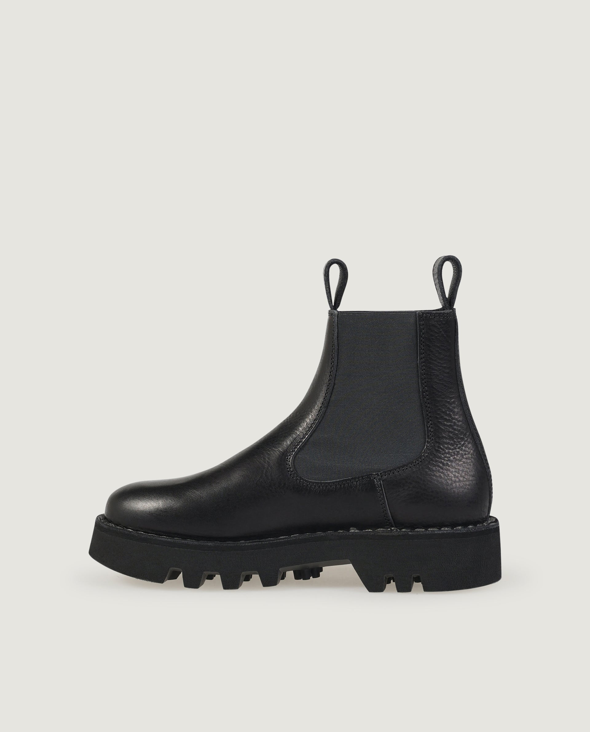 Chelsea boots