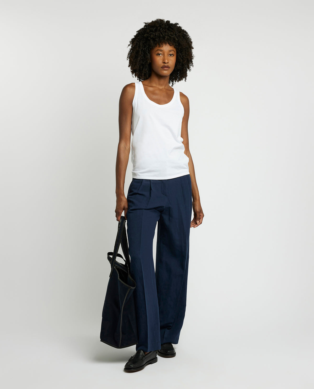 Wide leg trousers